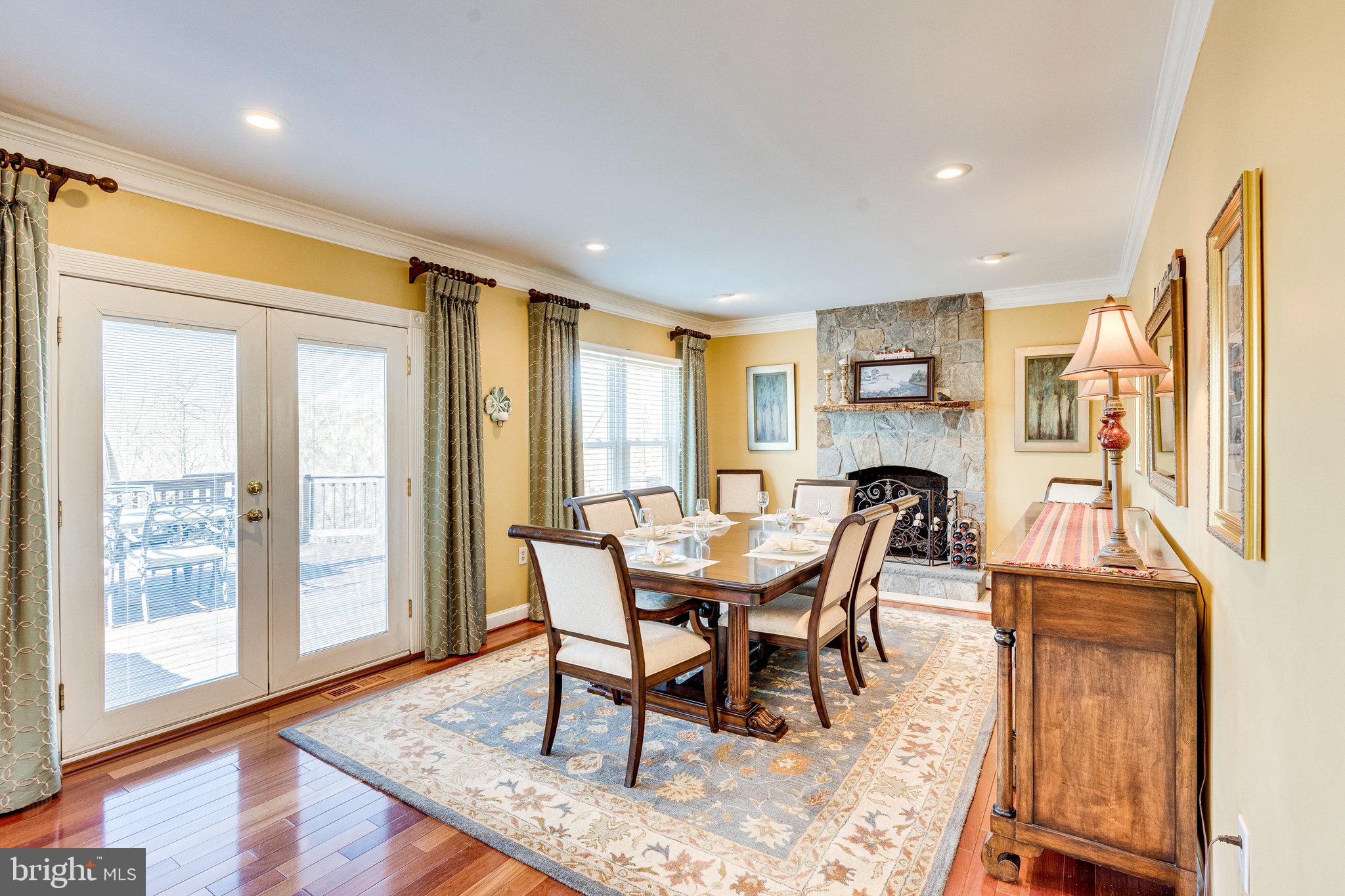 CHANTILLY HIGHLANDS - Residential