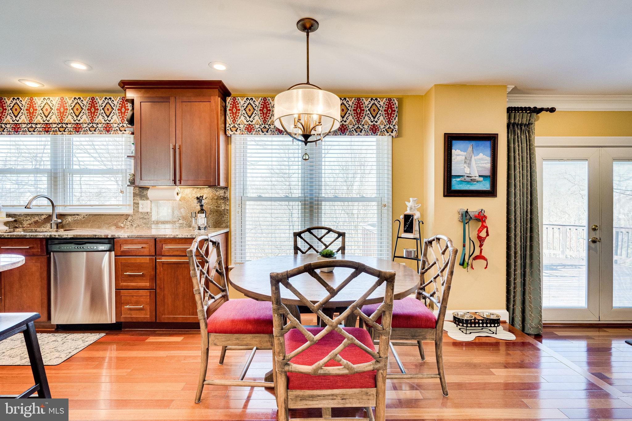 CHANTILLY HIGHLANDS - Residential