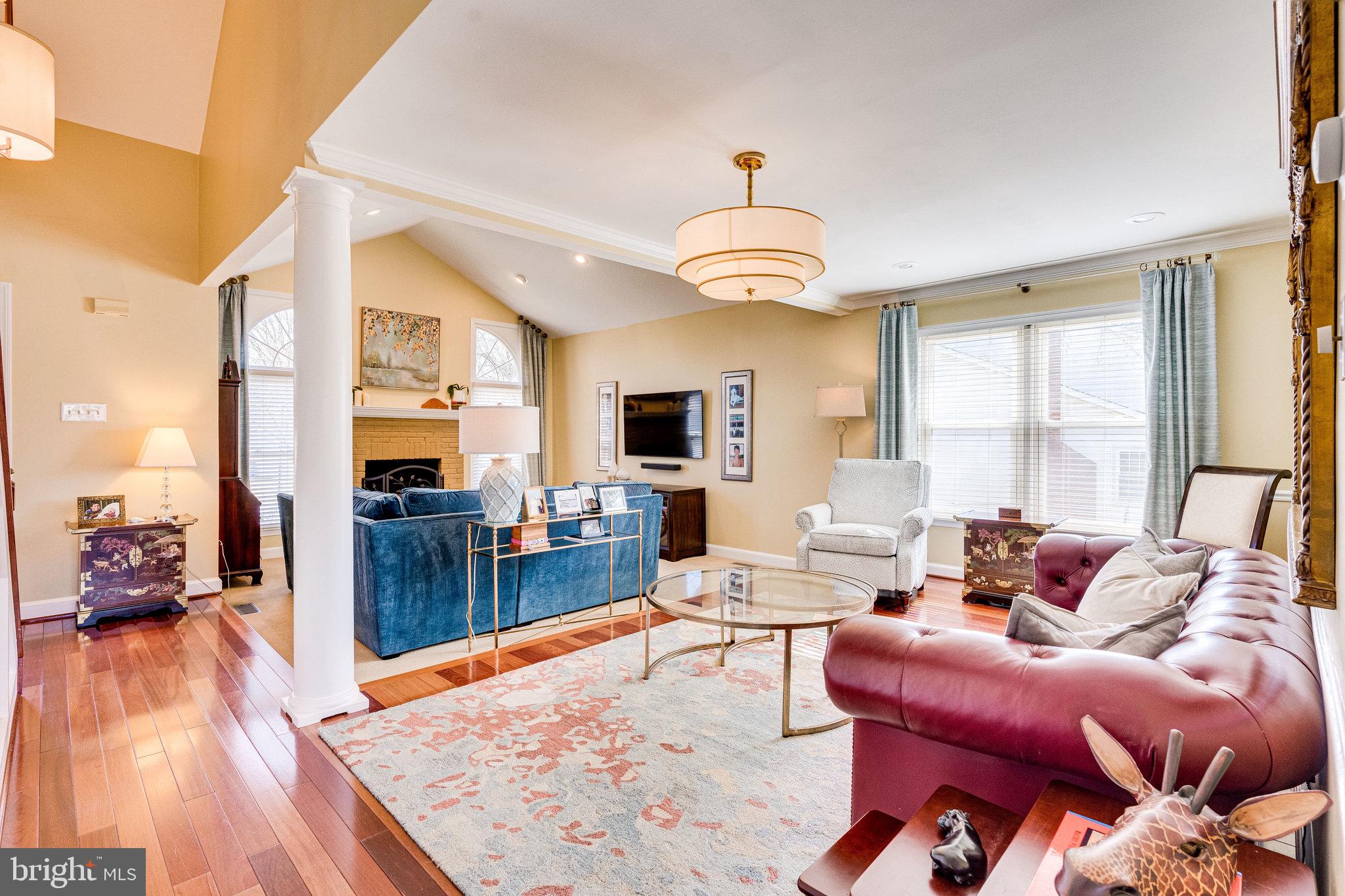 CHANTILLY HIGHLANDS - Residential