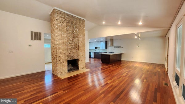 3808 MARYLAND ST, ALEXANDRIA, VA 22309 - Image 311491373e7cd48cb493ca8a6c169a4e/3308768339