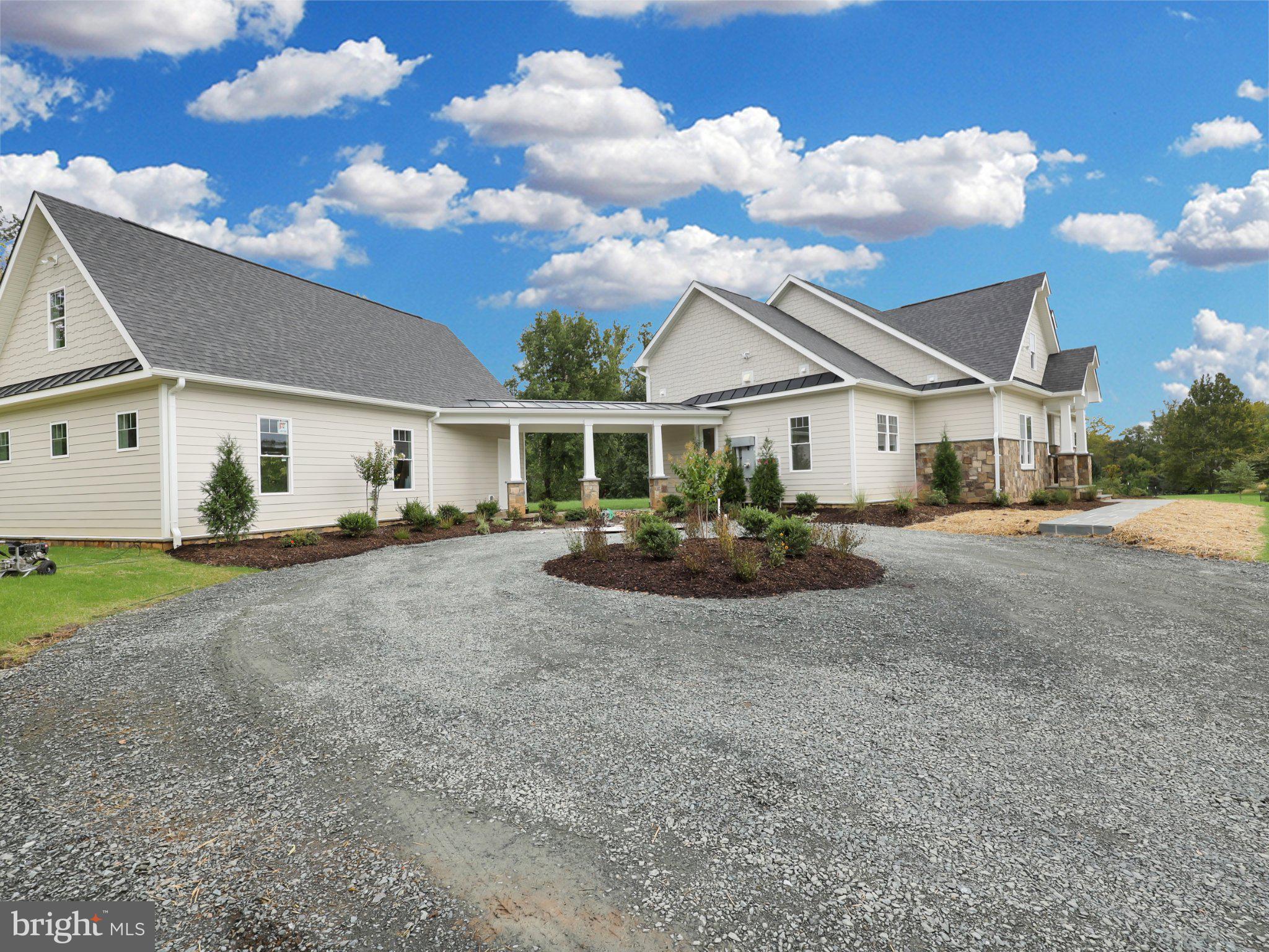3257 MOUNTAIN ROAD
