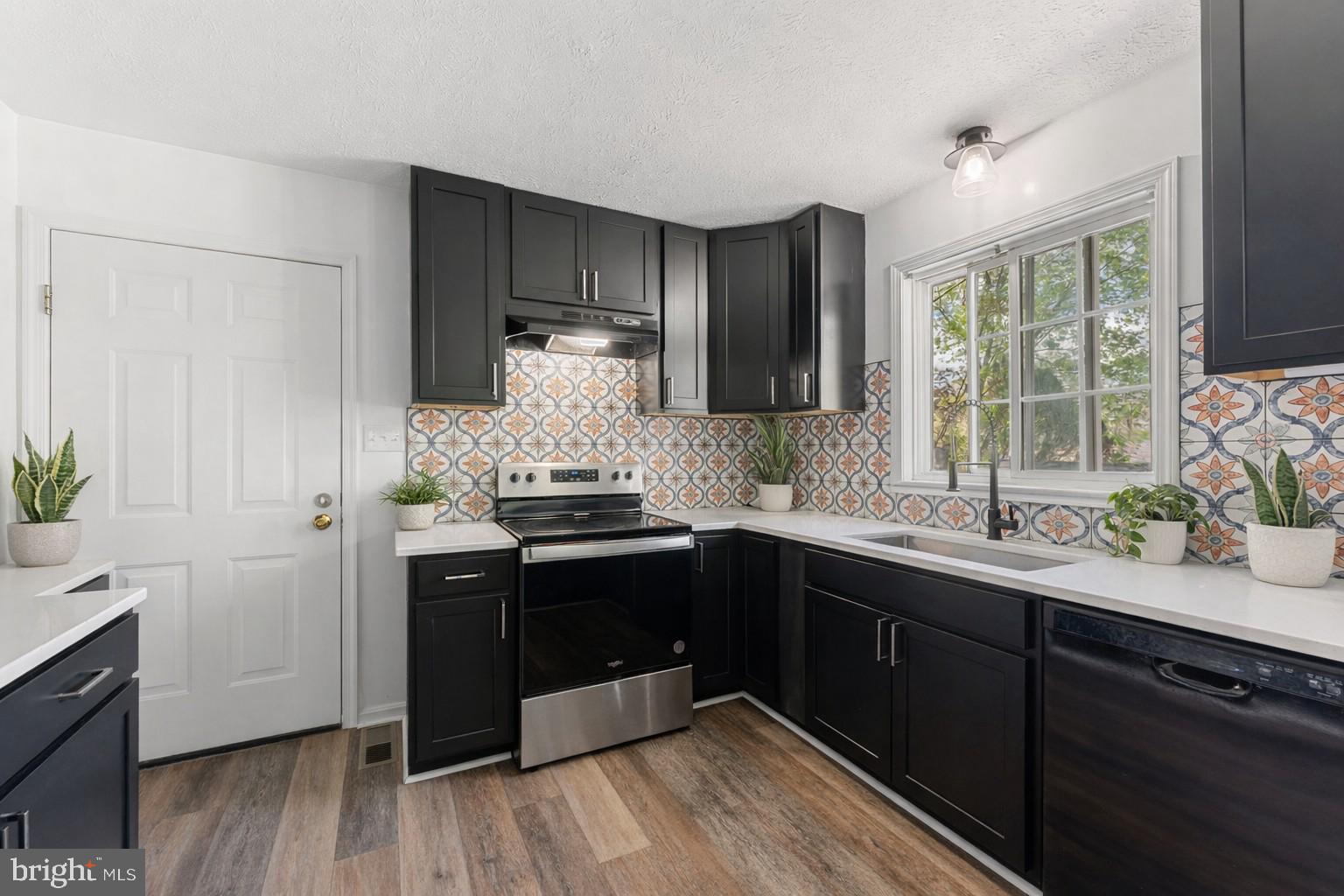 TUSCAWILLA HILLS - Residential