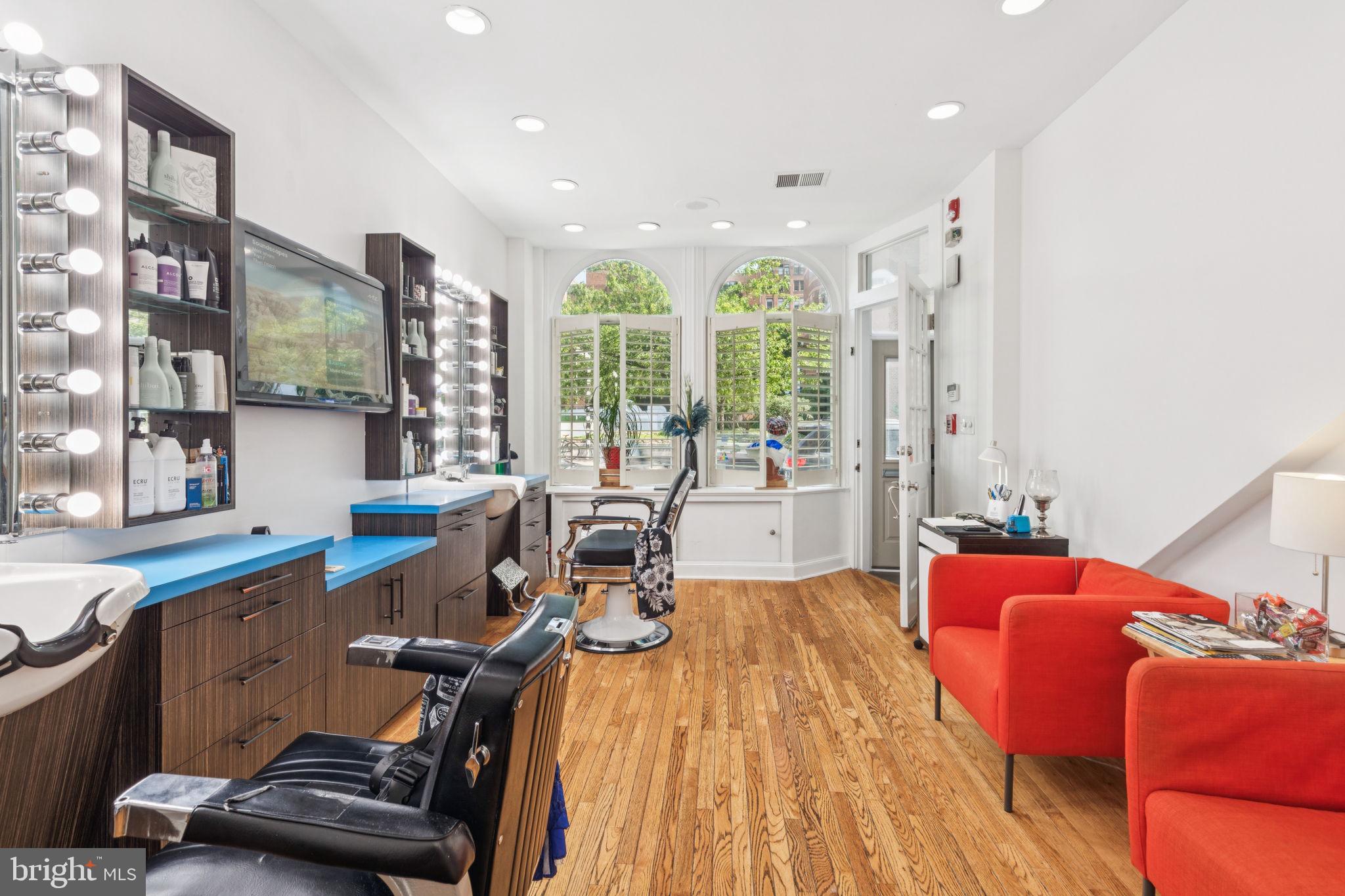 WASHINGTON SQ WEST - Residential Income