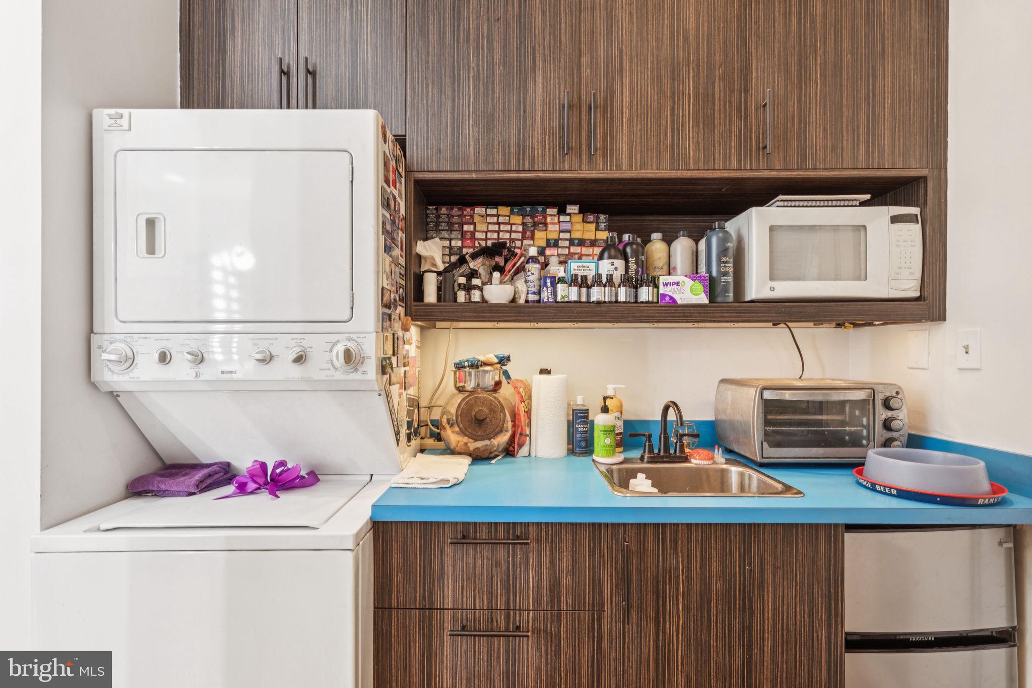 WASHINGTON SQ WEST - Residential Income