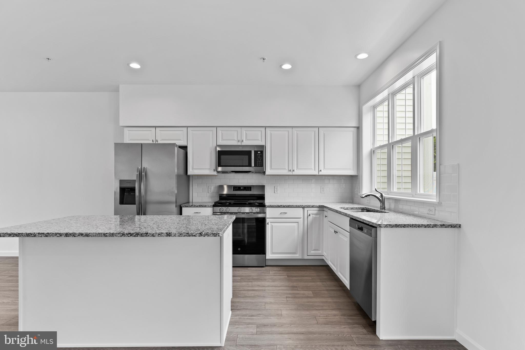 BRETTON - Residential Lease