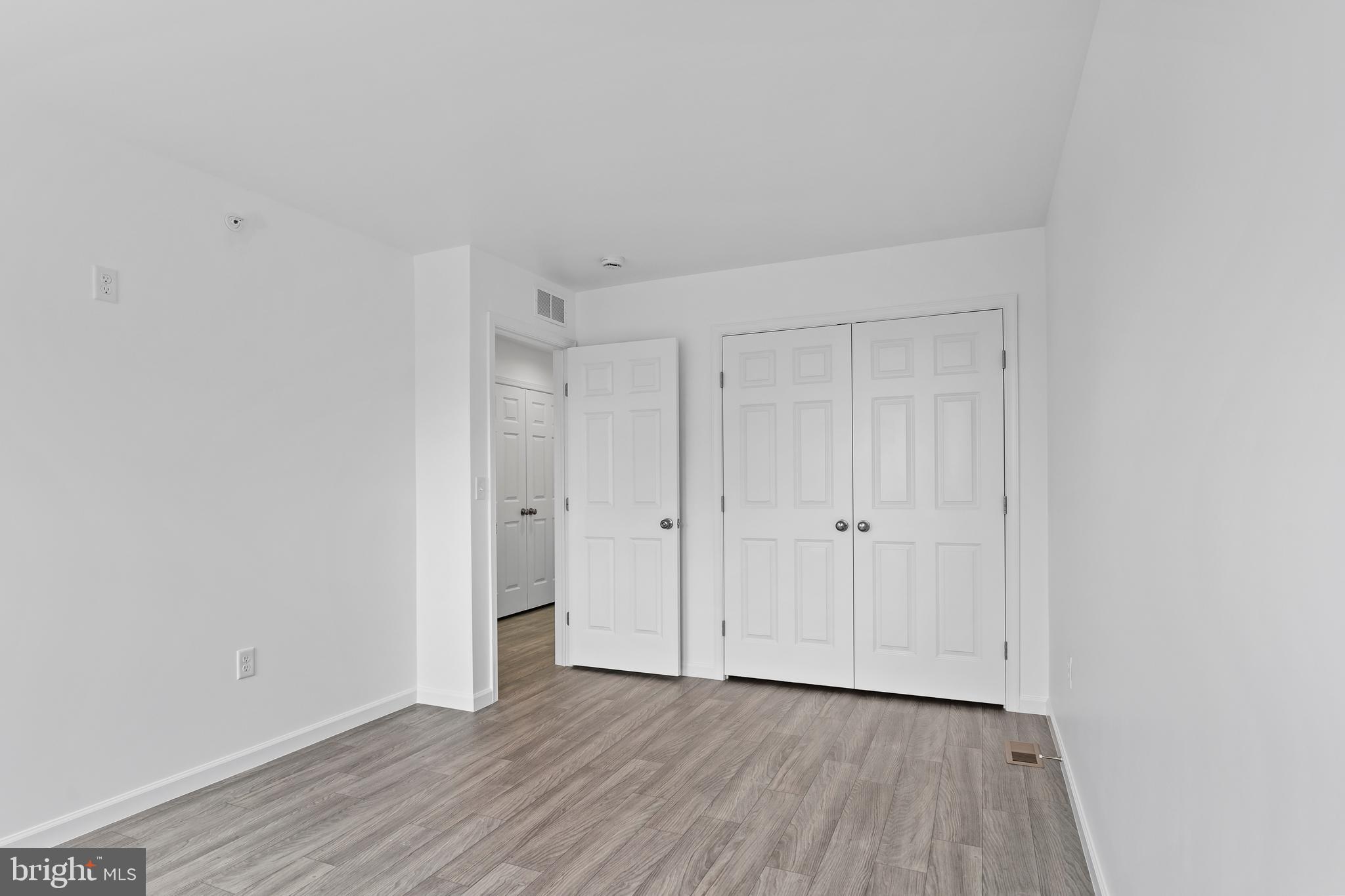 BRETTON - Residential Lease