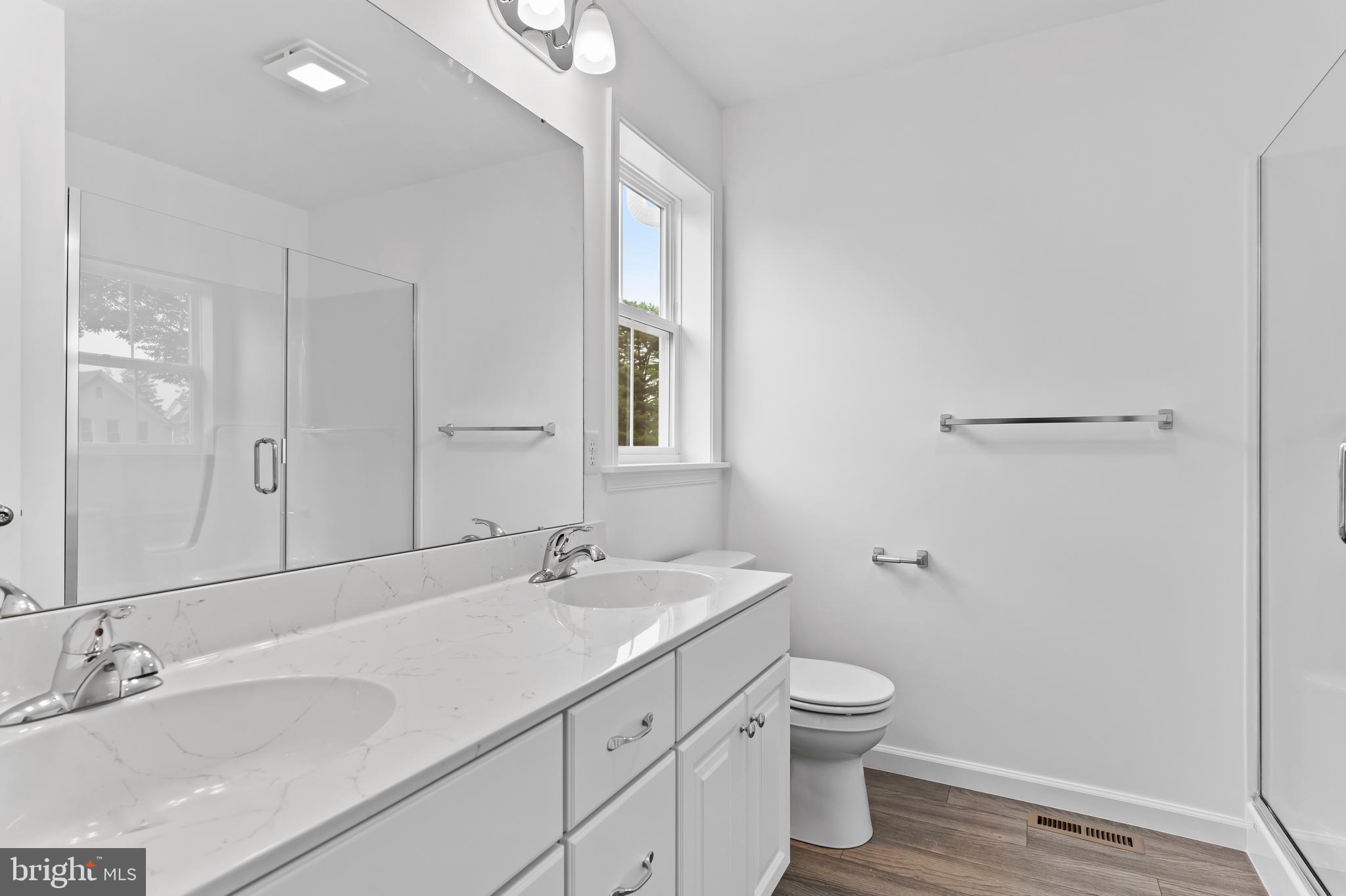 BRETTON - Residential Lease