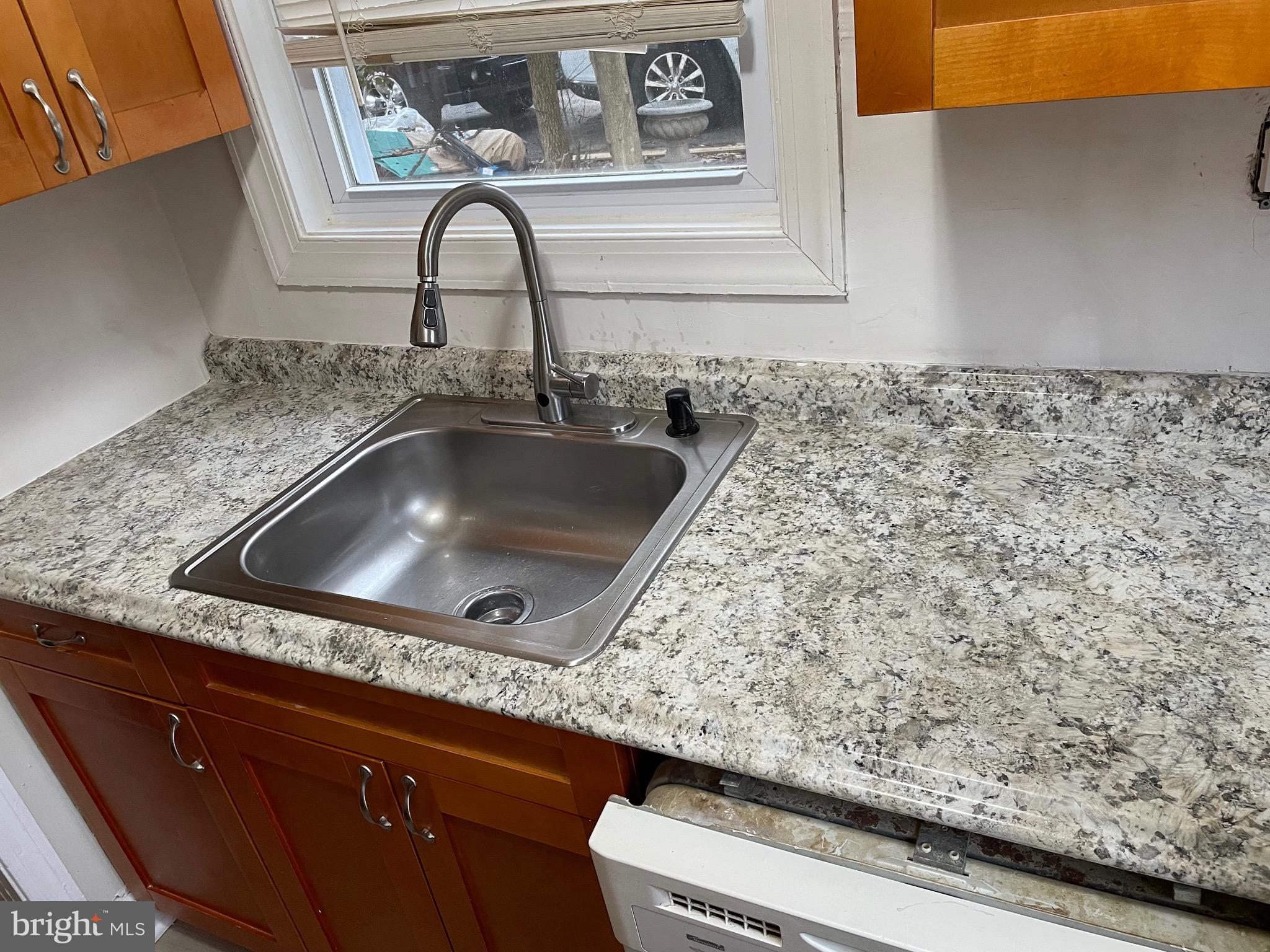 OLD SUITLAND - Residential Lease