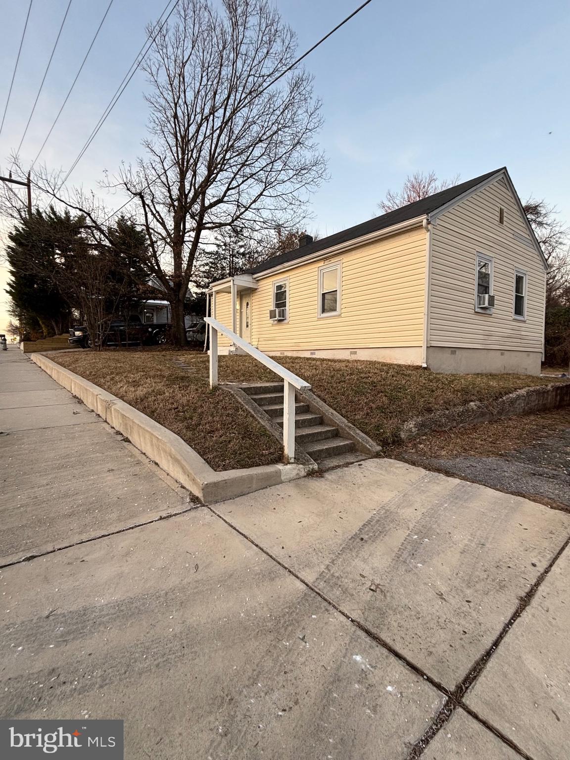 OLD SUITLAND - Residential Lease
