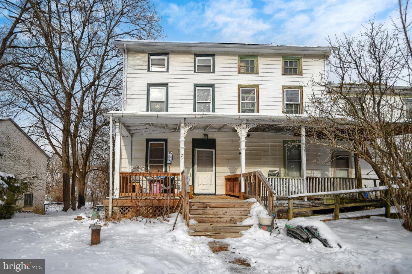 CHESTER SPRINGS - Residential