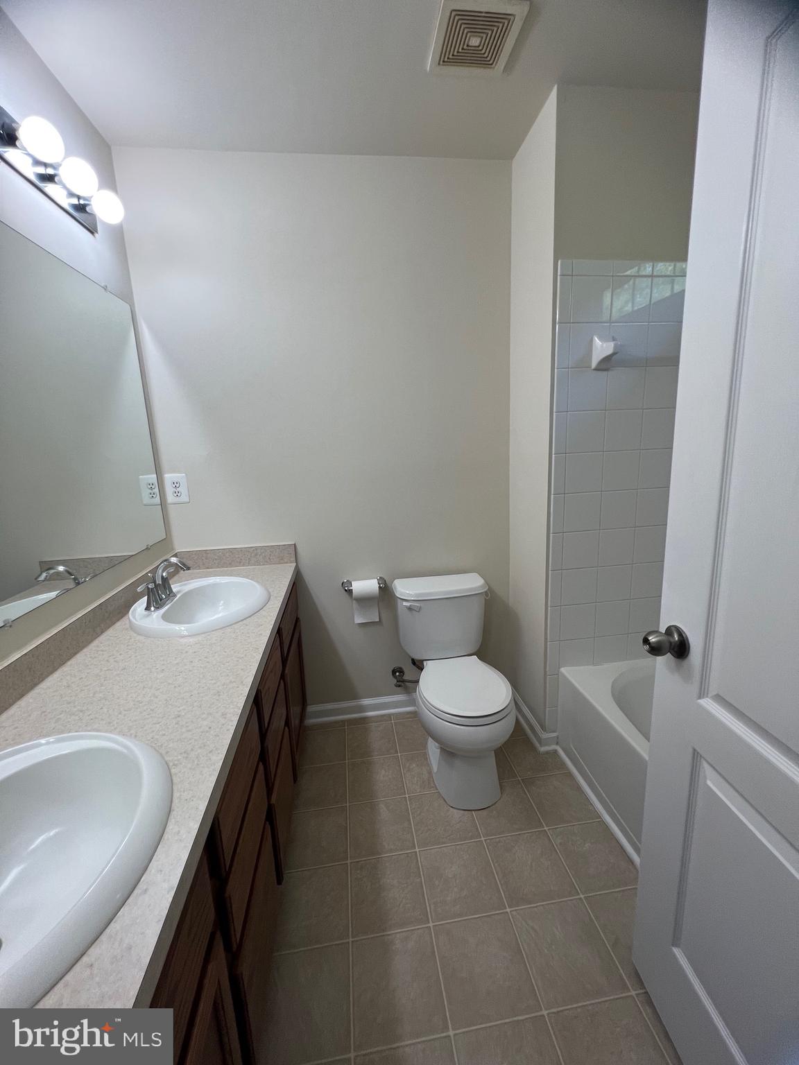 TANYARD SPRINGS - Residential