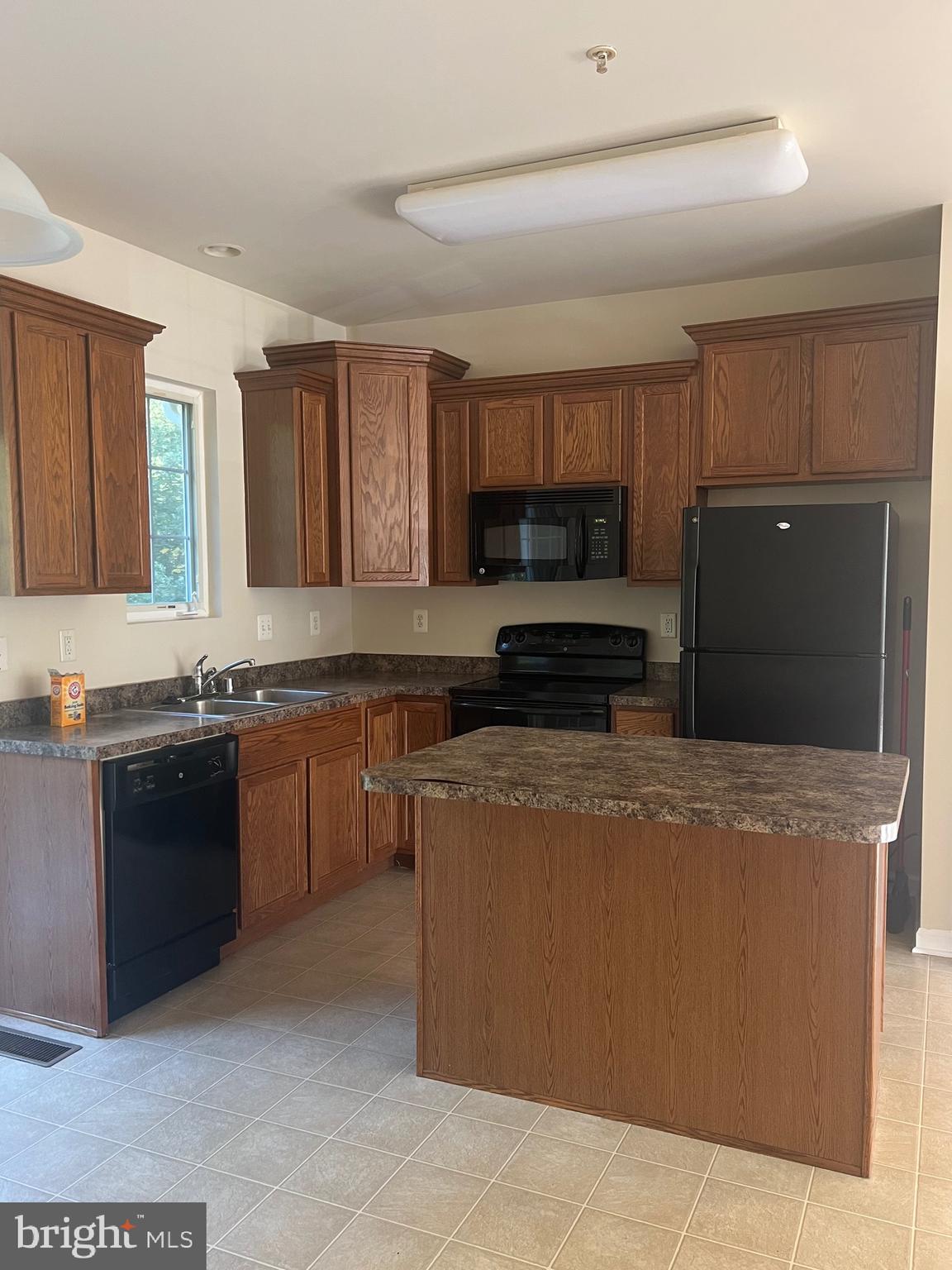 TANYARD SPRINGS - Residential