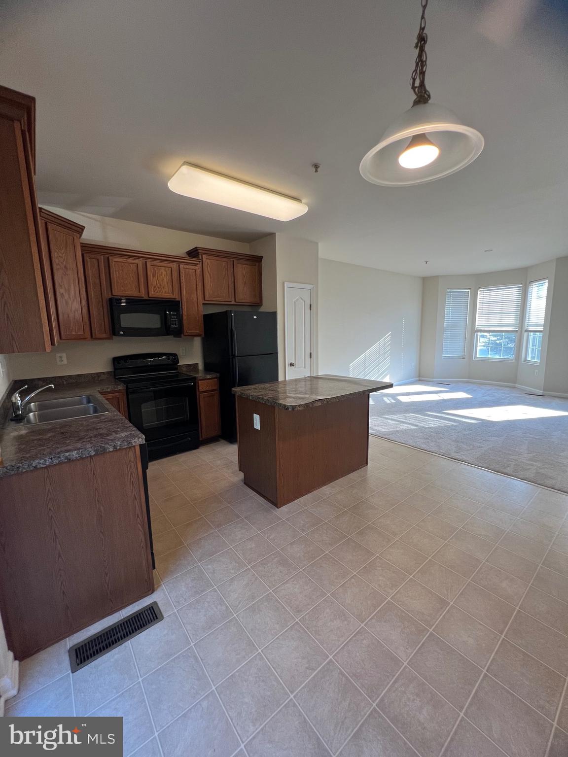 TANYARD SPRINGS - Residential