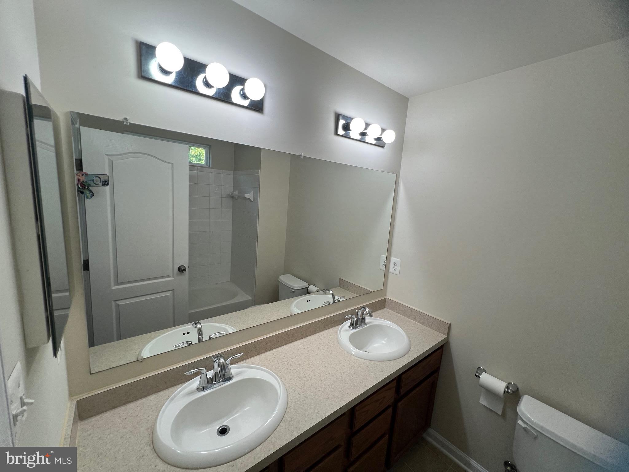 TANYARD SPRINGS - Residential