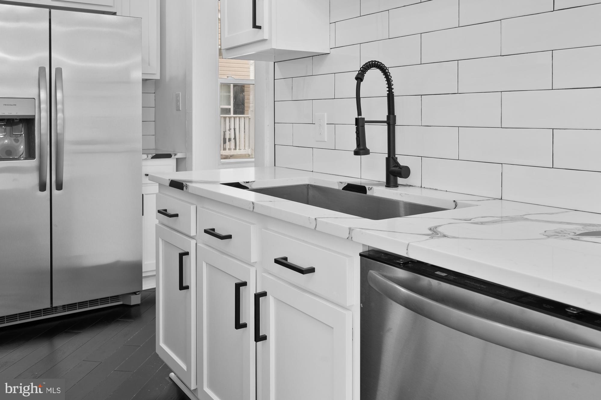 FERNDALE - Residential