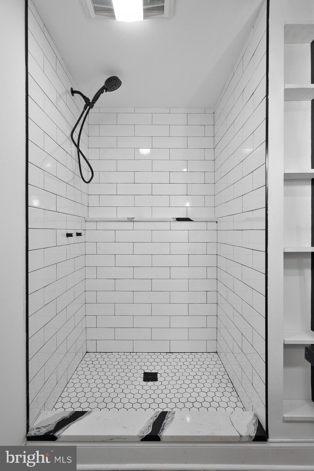 FERNDALE - Residential