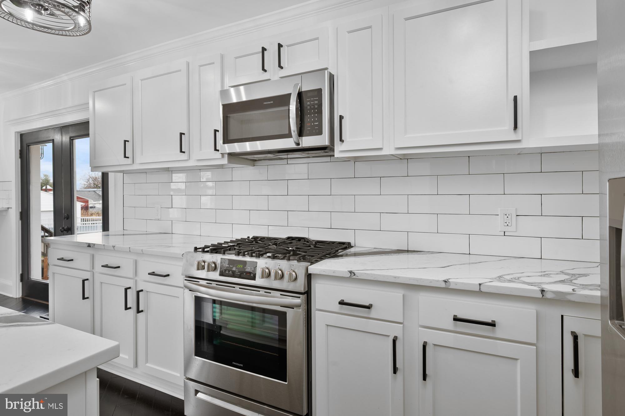 FERNDALE - Residential