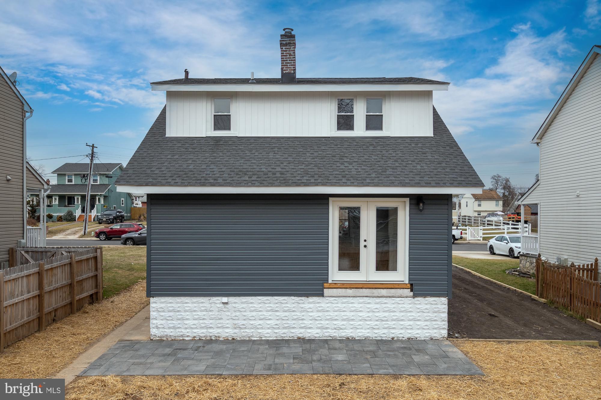 FERNDALE - Residential