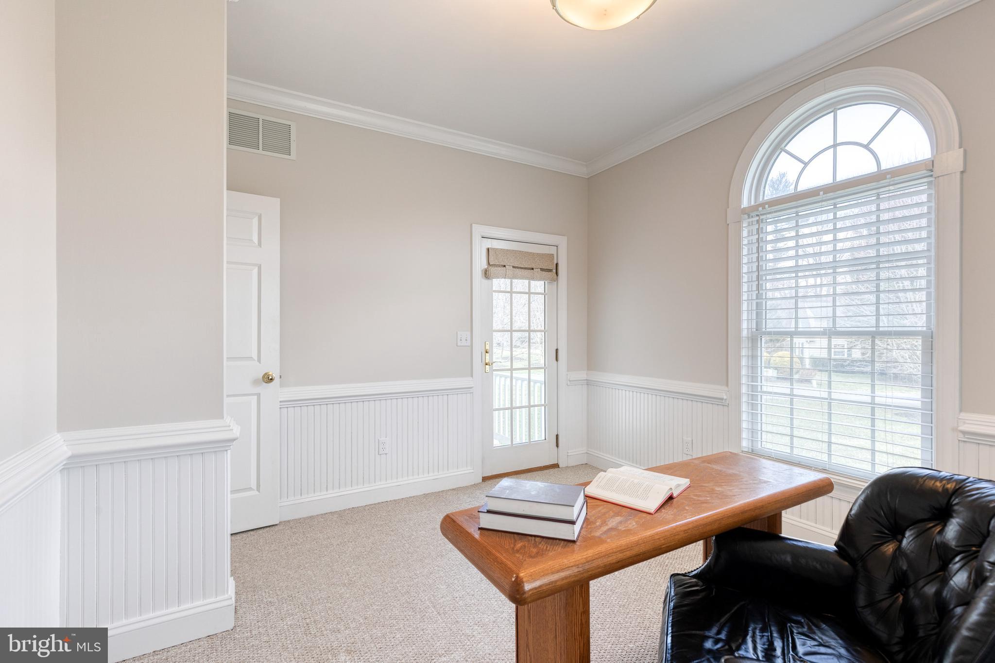 FALLS ROAD CORRIDOR - Residential