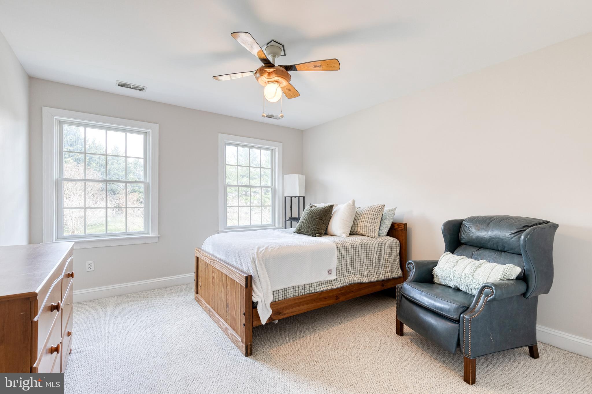 FALLS ROAD CORRIDOR - Residential