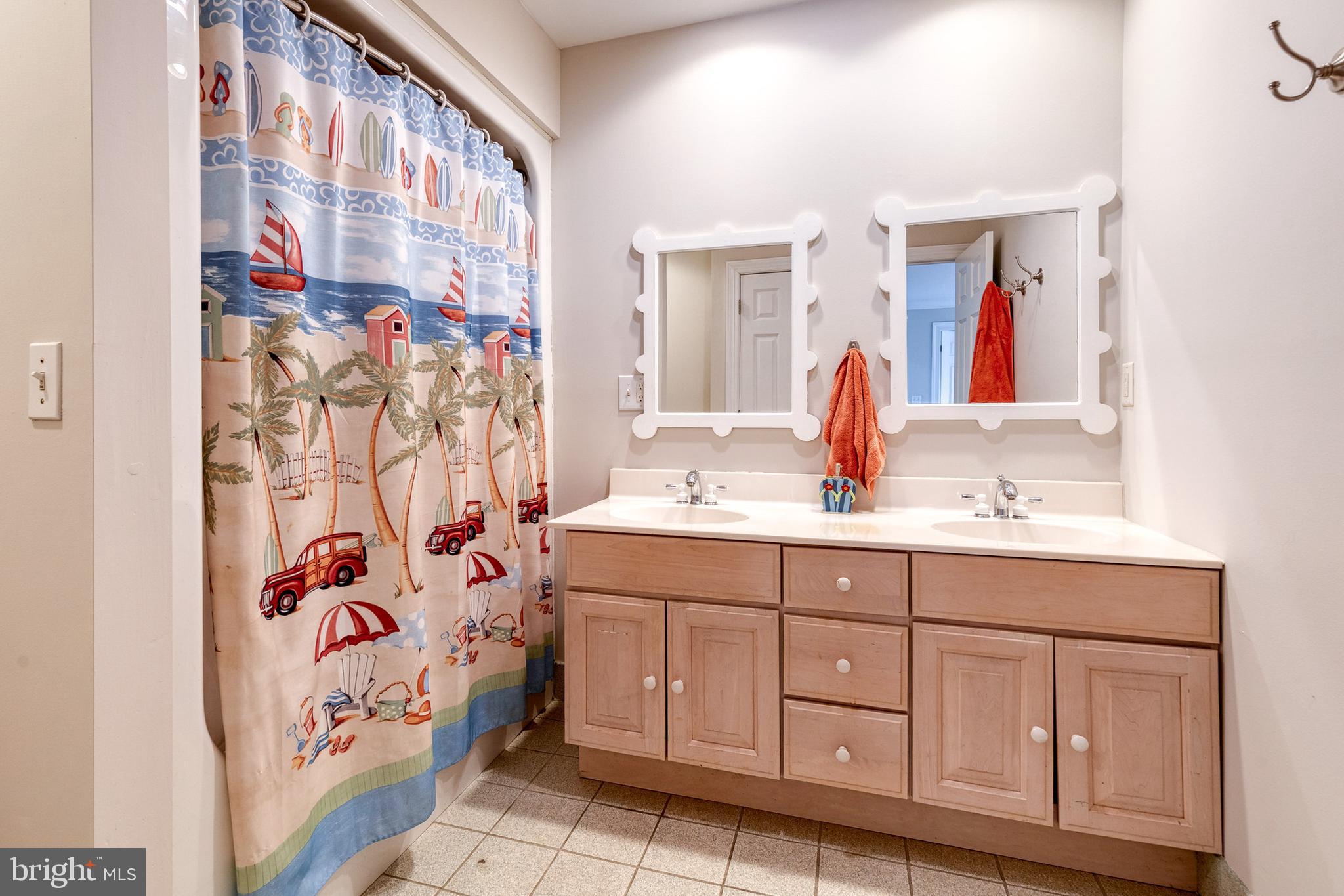 FALLS ROAD CORRIDOR - Residential