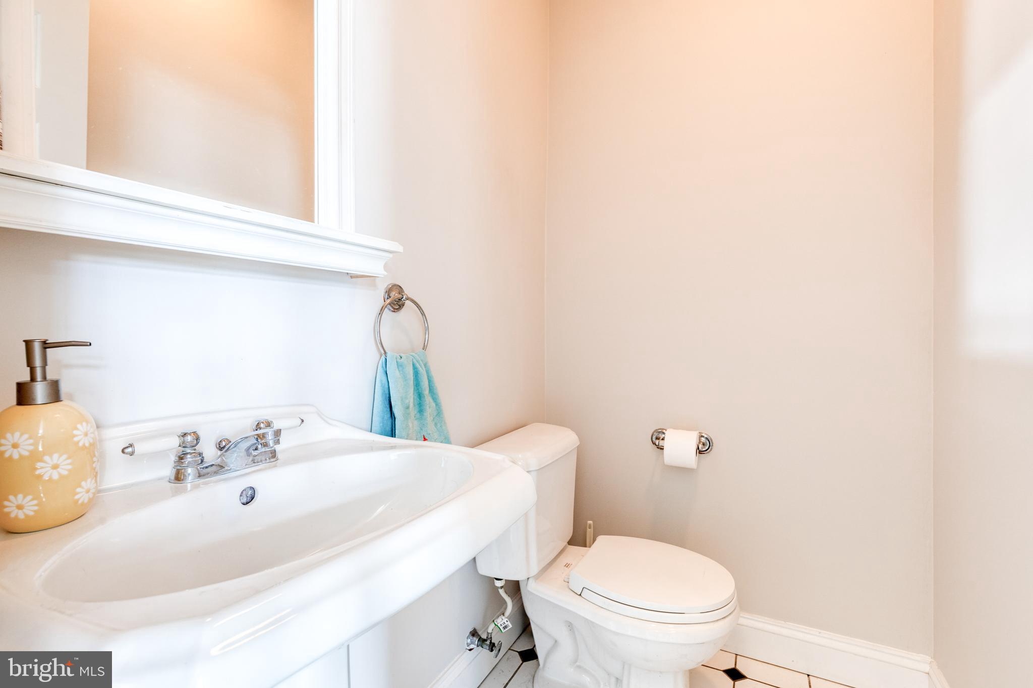 FALLS ROAD CORRIDOR - Residential