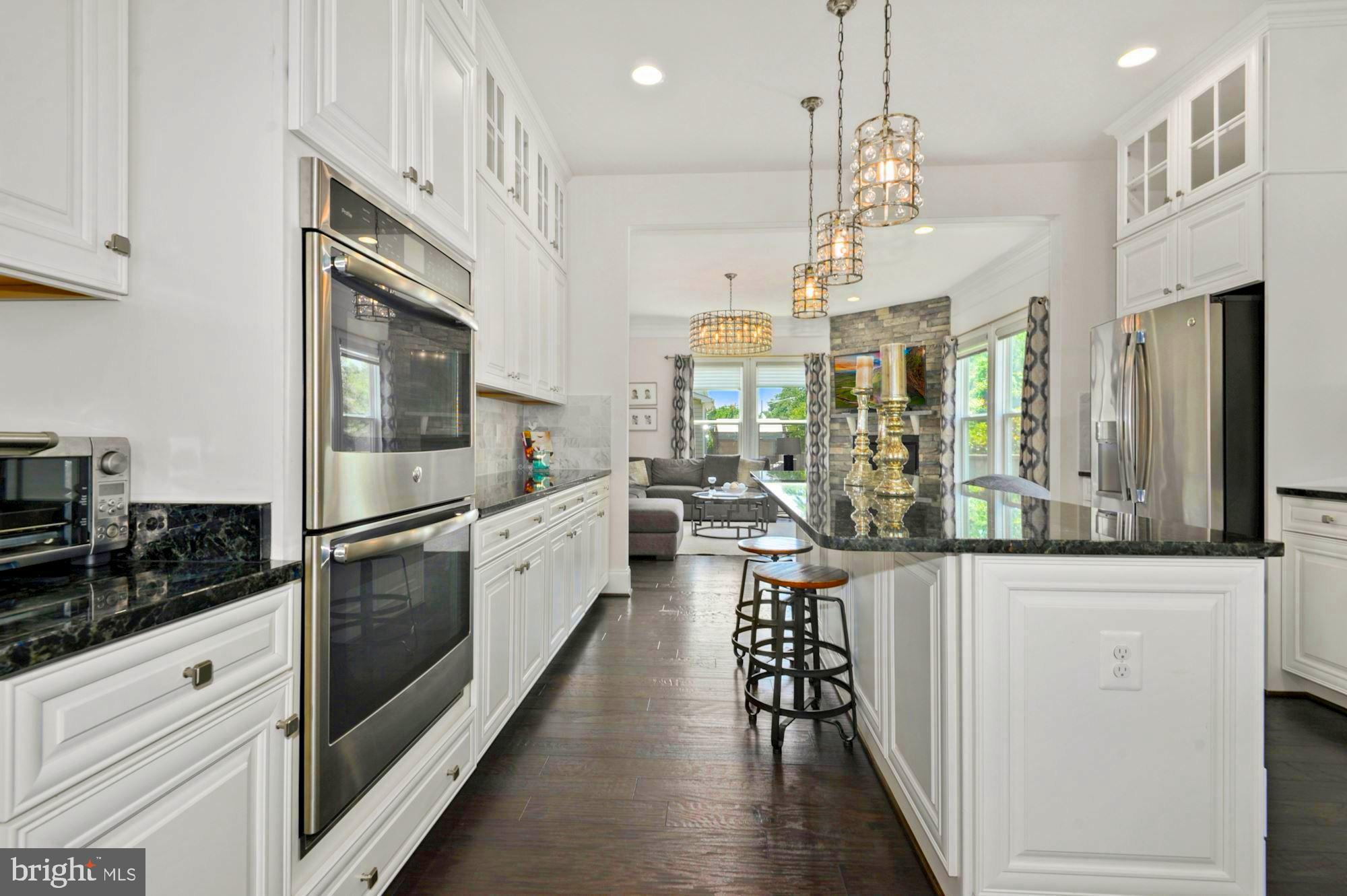 PARK POINTE - Residential