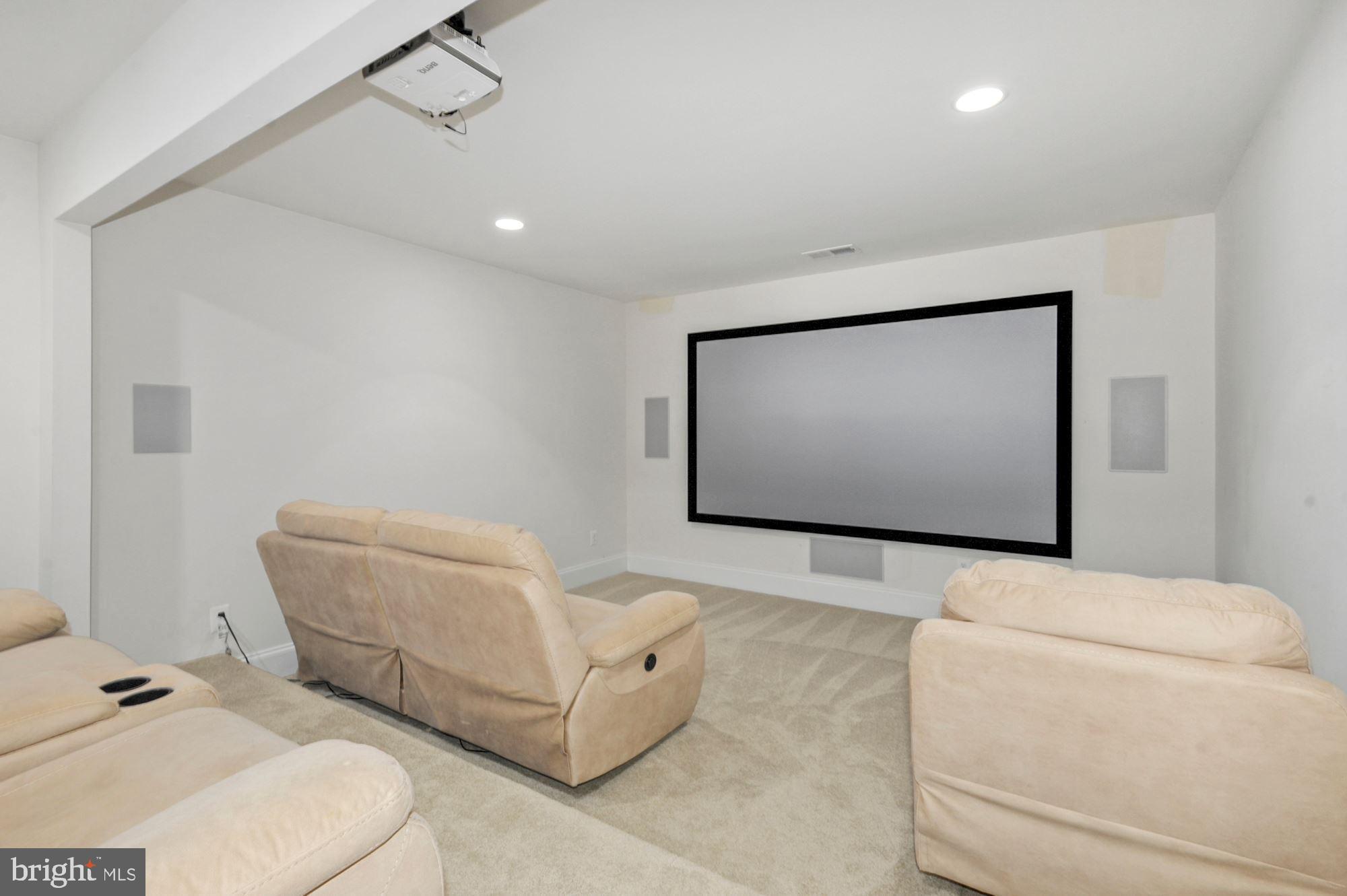 PARK POINTE - Residential