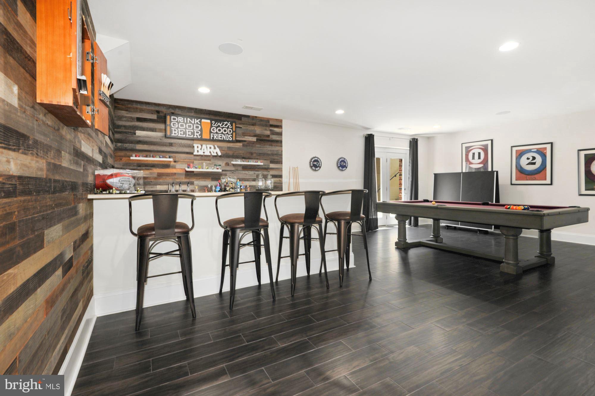 PARK POINTE - Residential