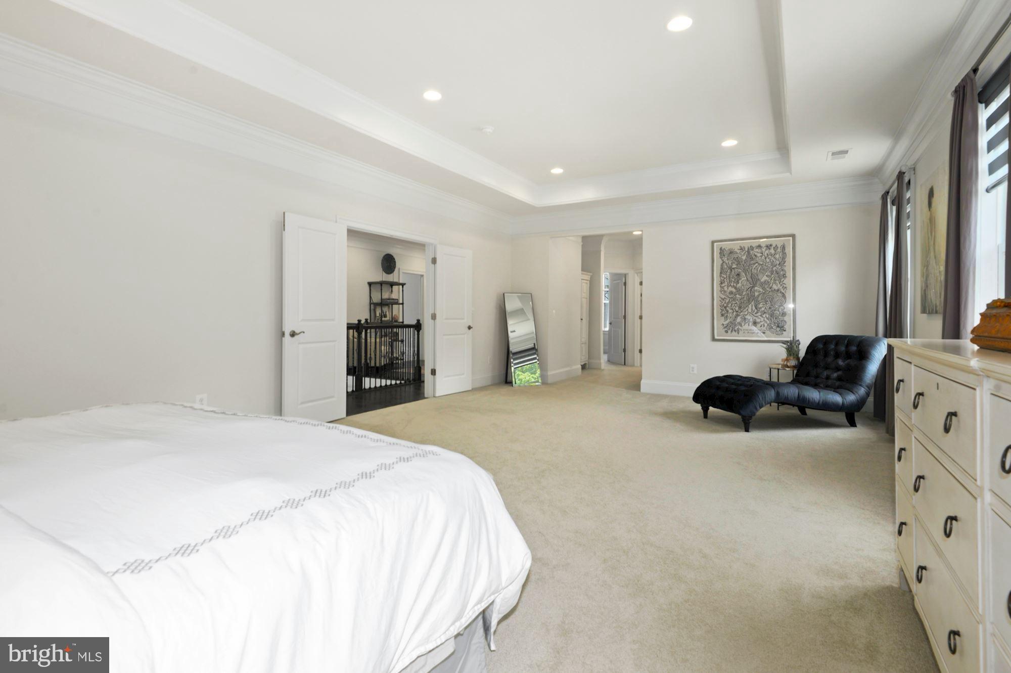 PARK POINTE - Residential