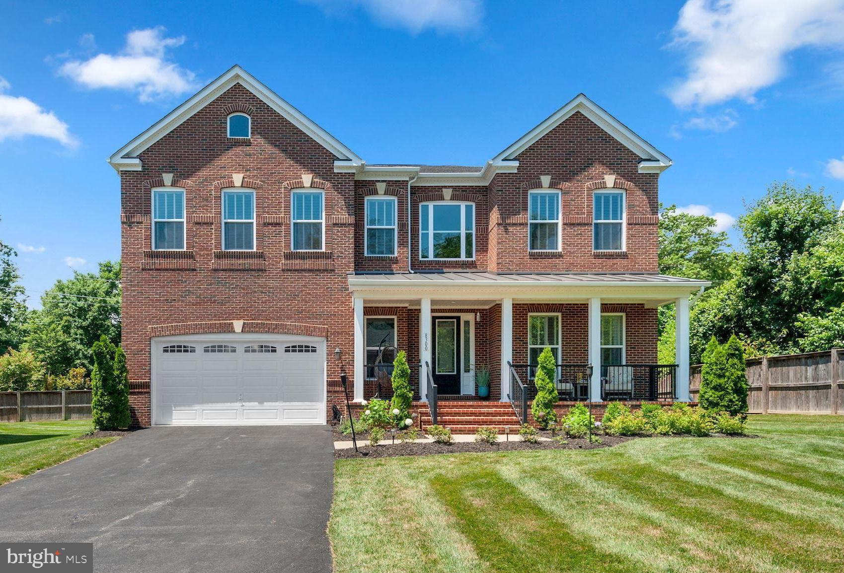 PARK POINTE - Residential