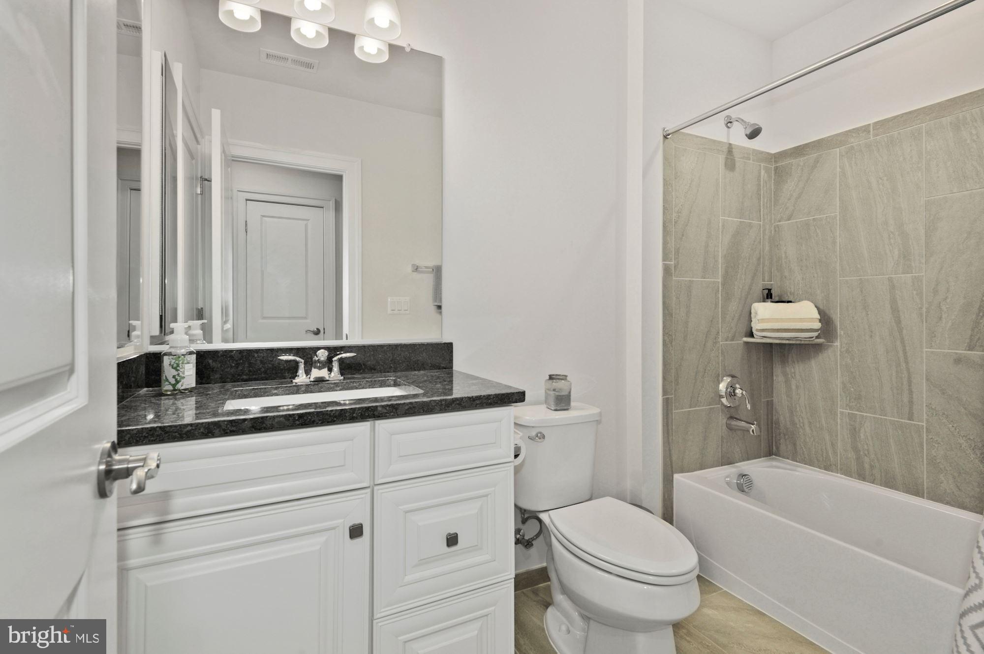 PARK POINTE - Residential