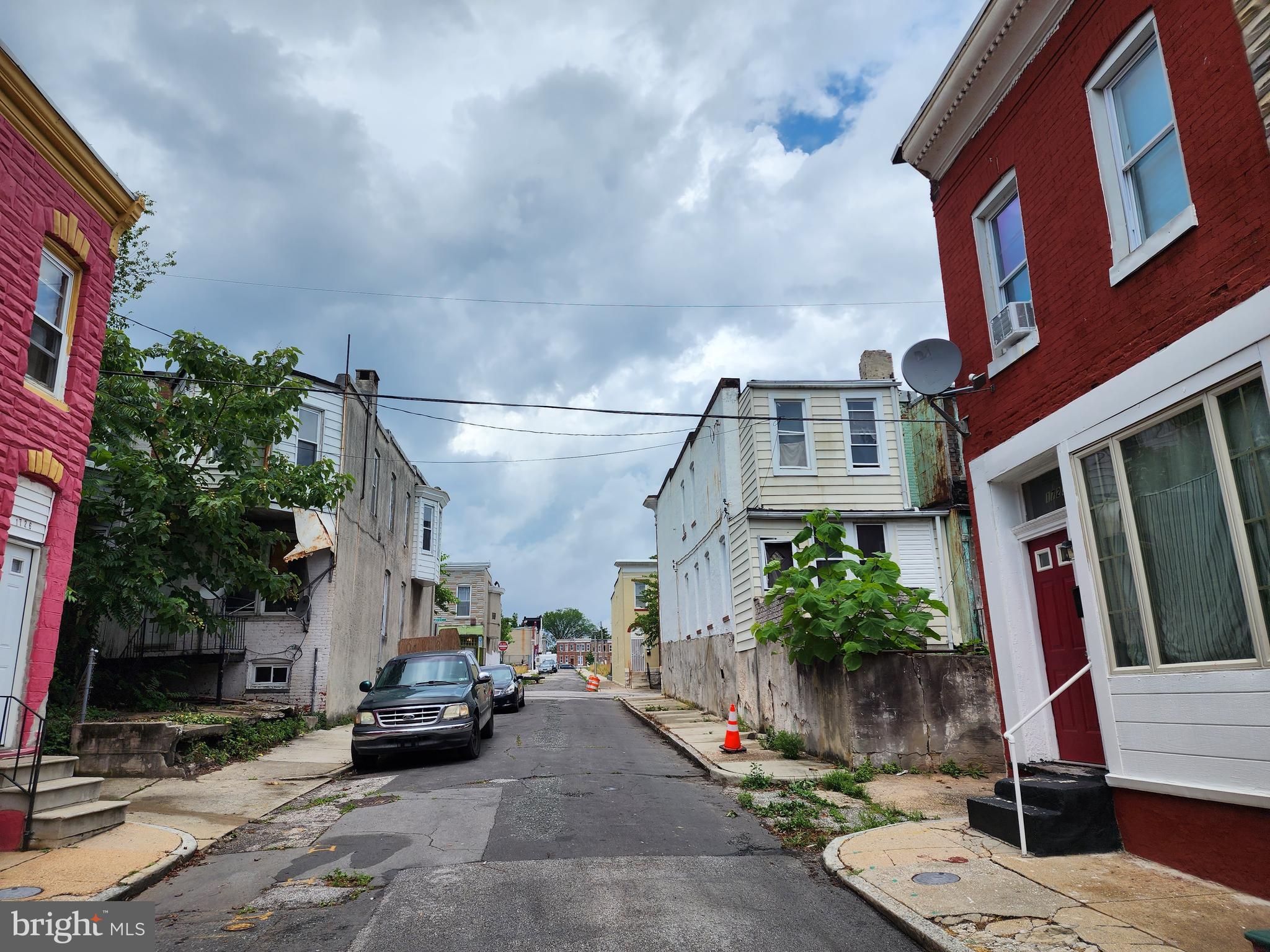 BROADWAY EAST - Residential