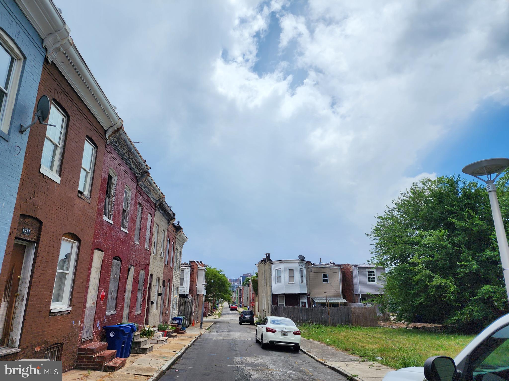 BROADWAY EAST - Residential