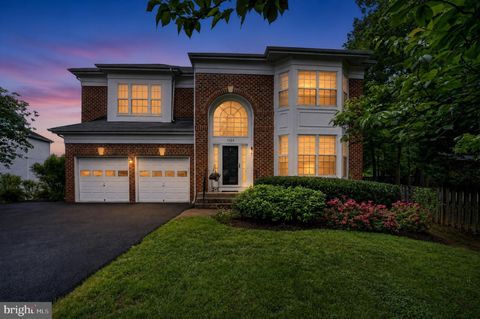 Homes For Sale - 3504 Chambray Way<br/> FALLS CHURCH, VA 22042