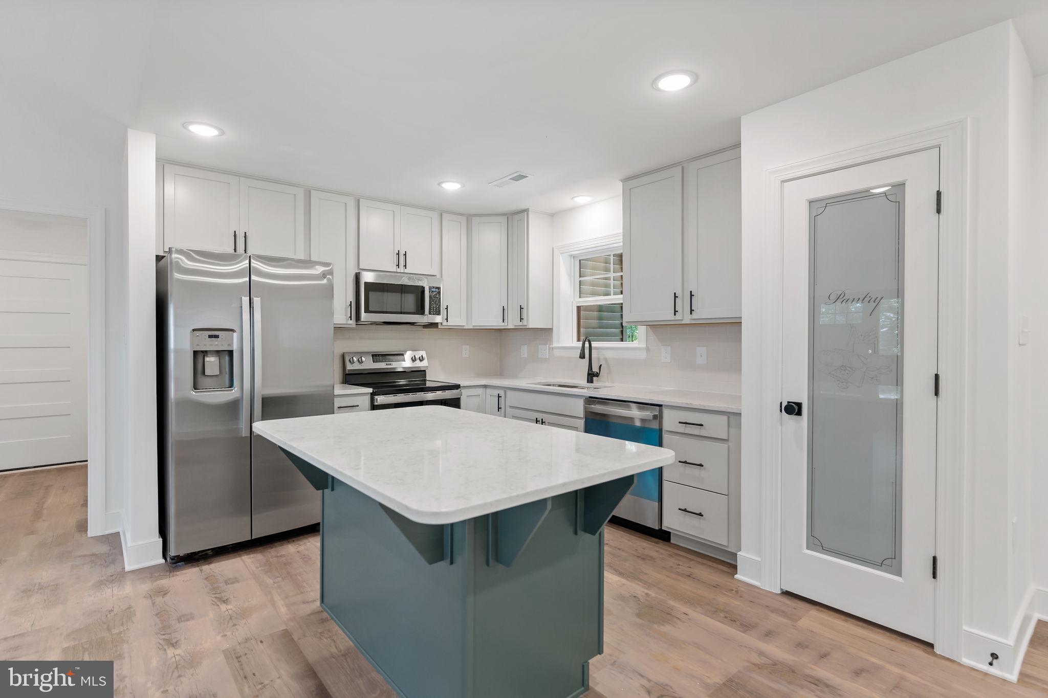 THE WOODS - Residential