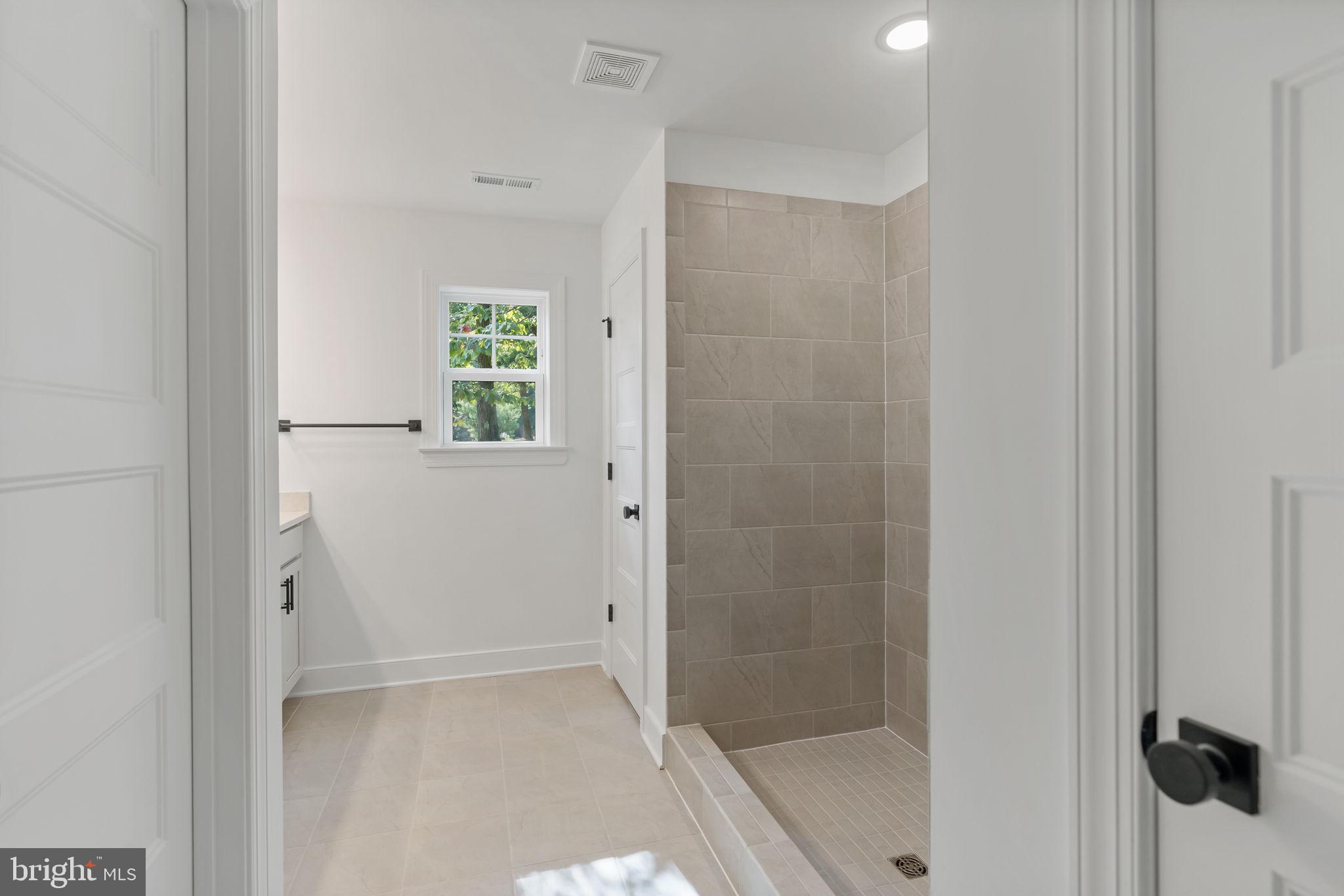 THE WOODS - Residential