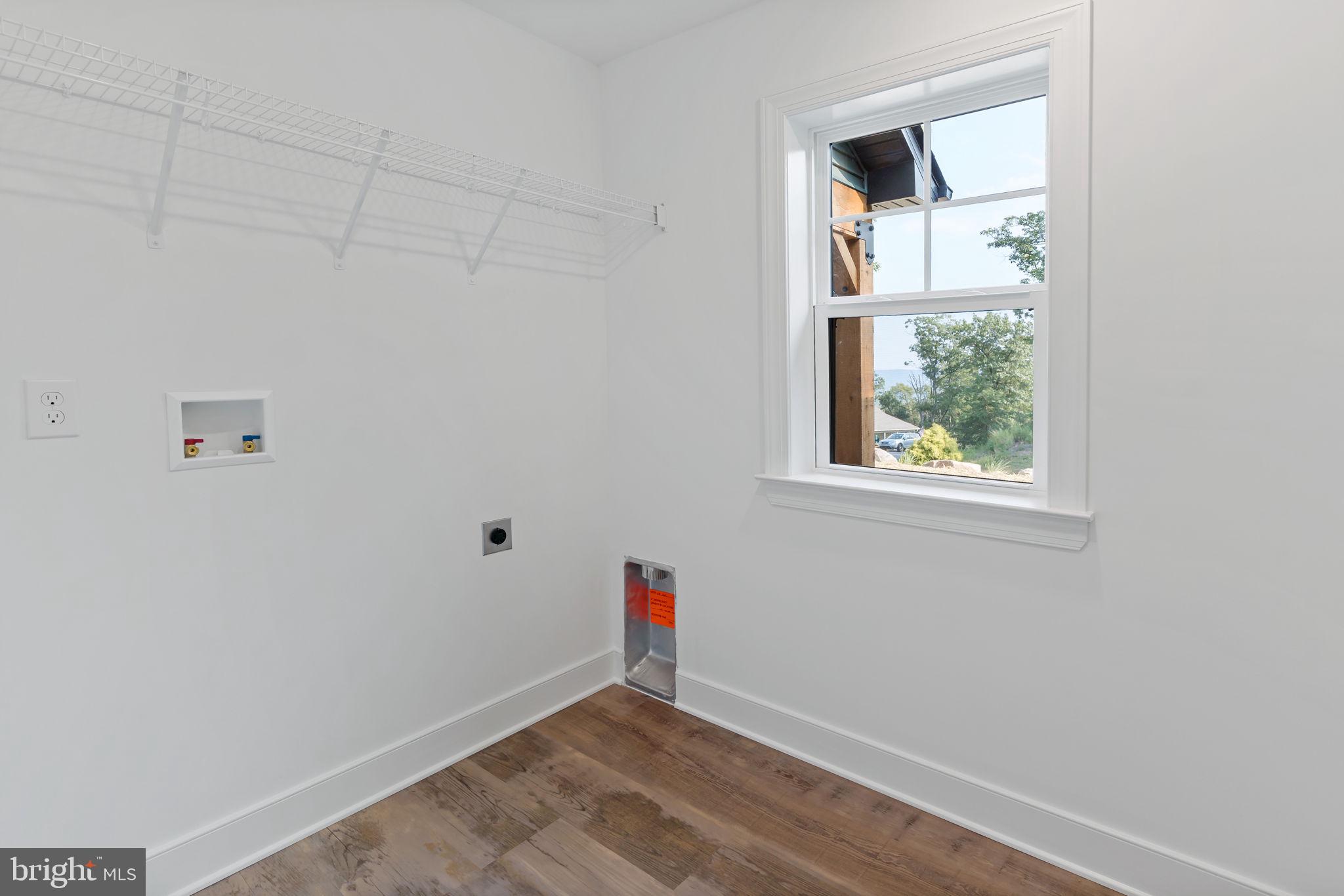 THE WOODS - Residential