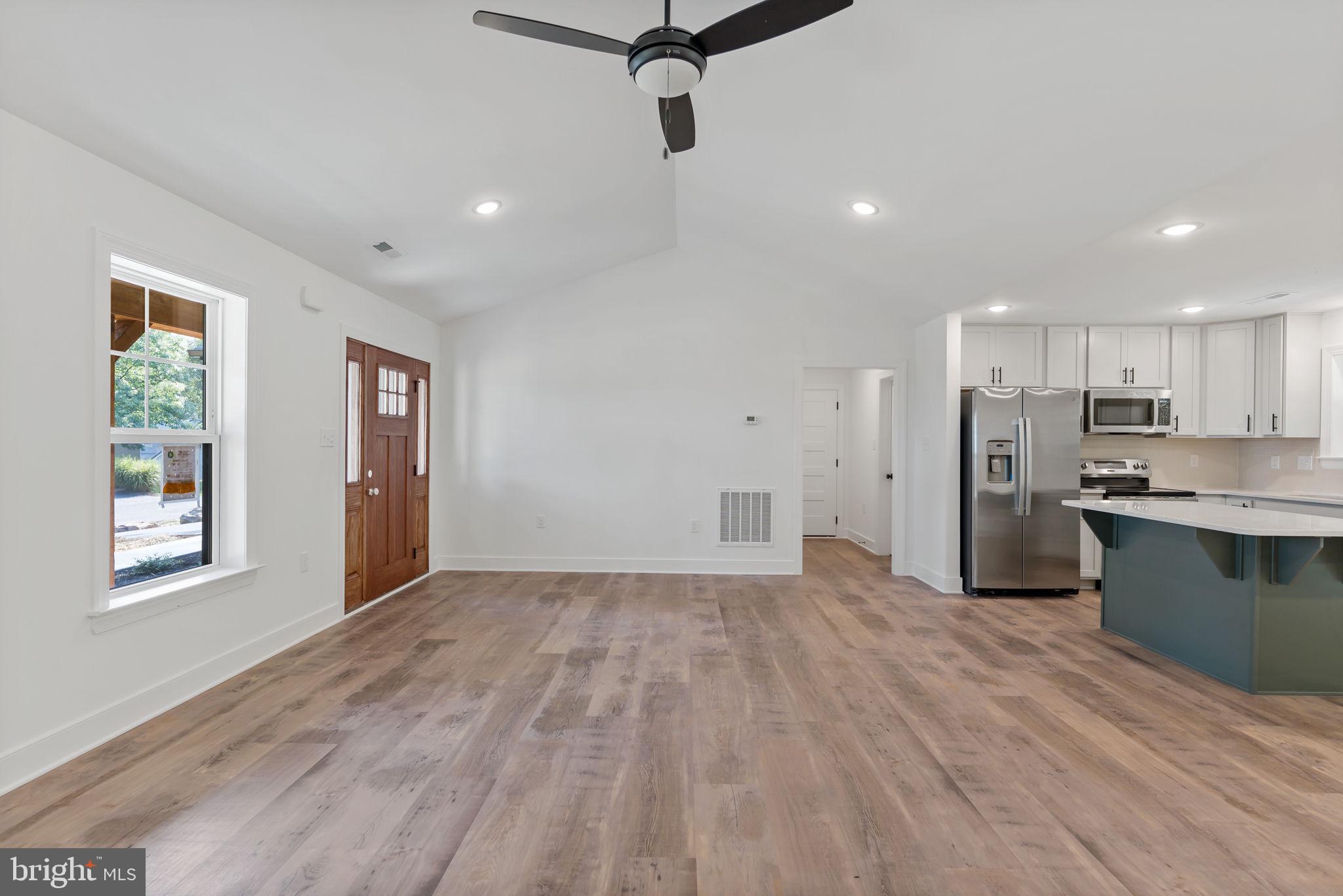 THE WOODS - Residential