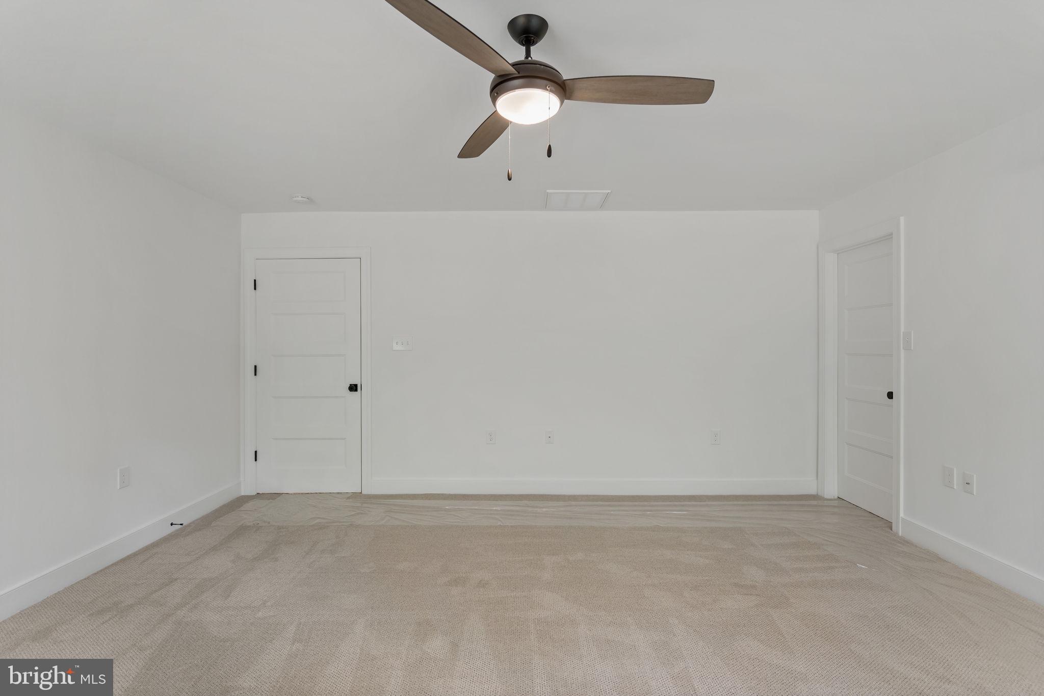 THE WOODS - Residential