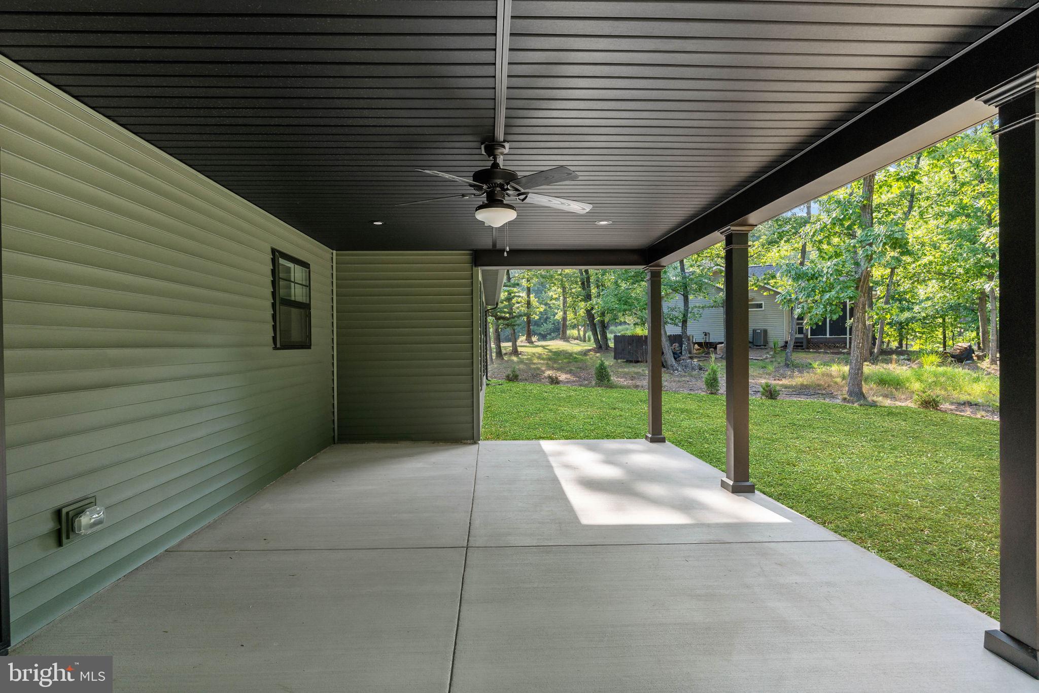 THE WOODS - Residential