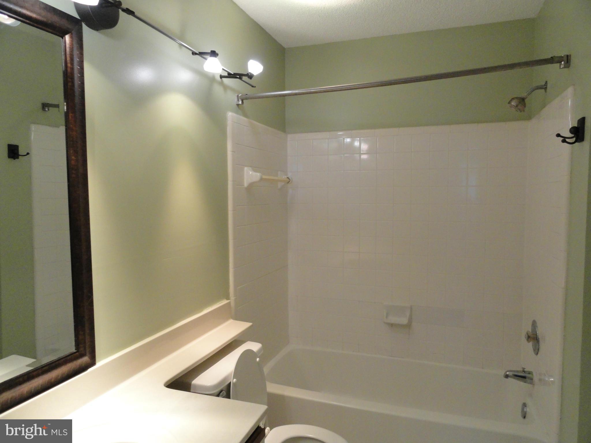 HEIGHTS AT PENDERBROOK - Residential Lease