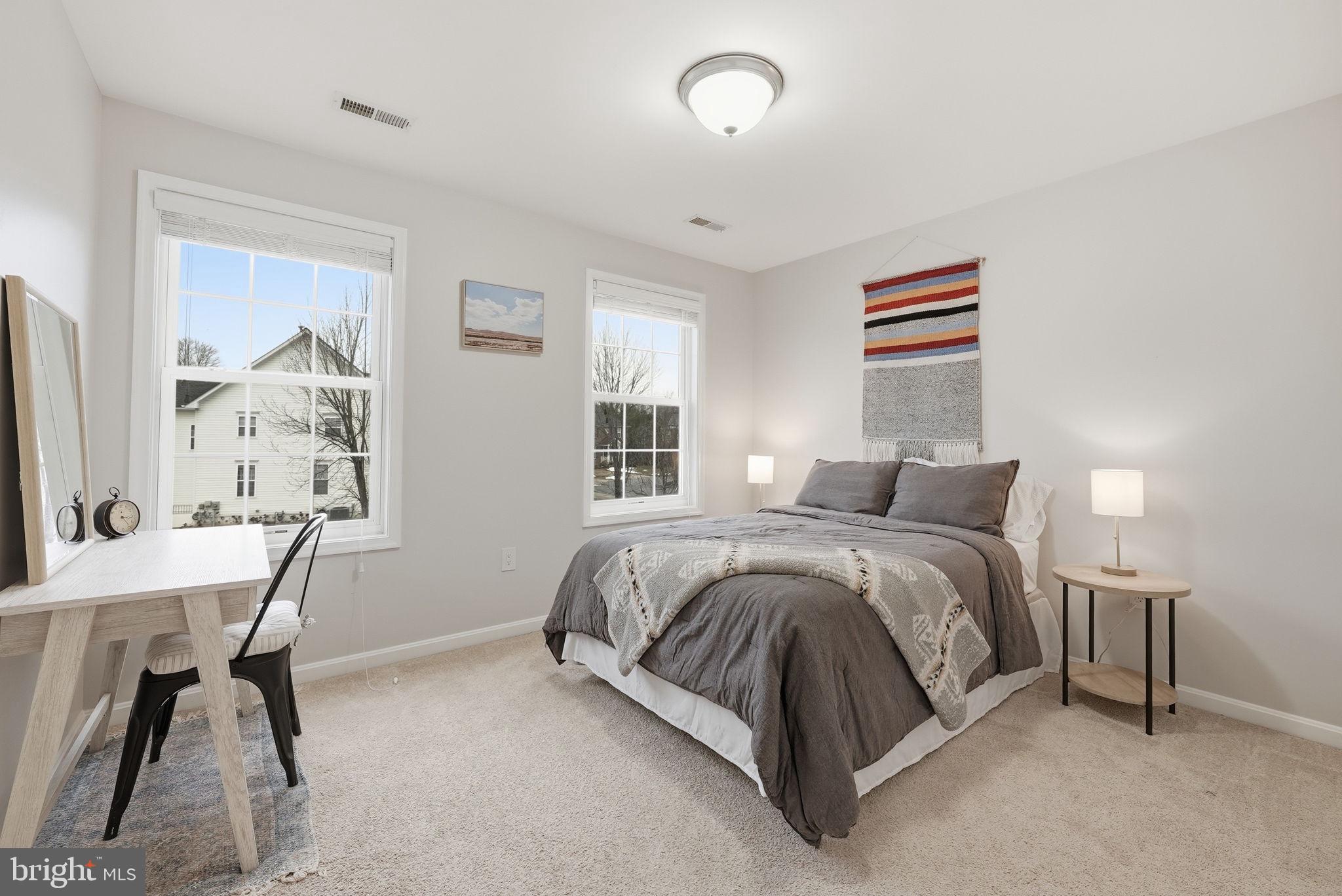 GREENHAVEN RUN - Residential