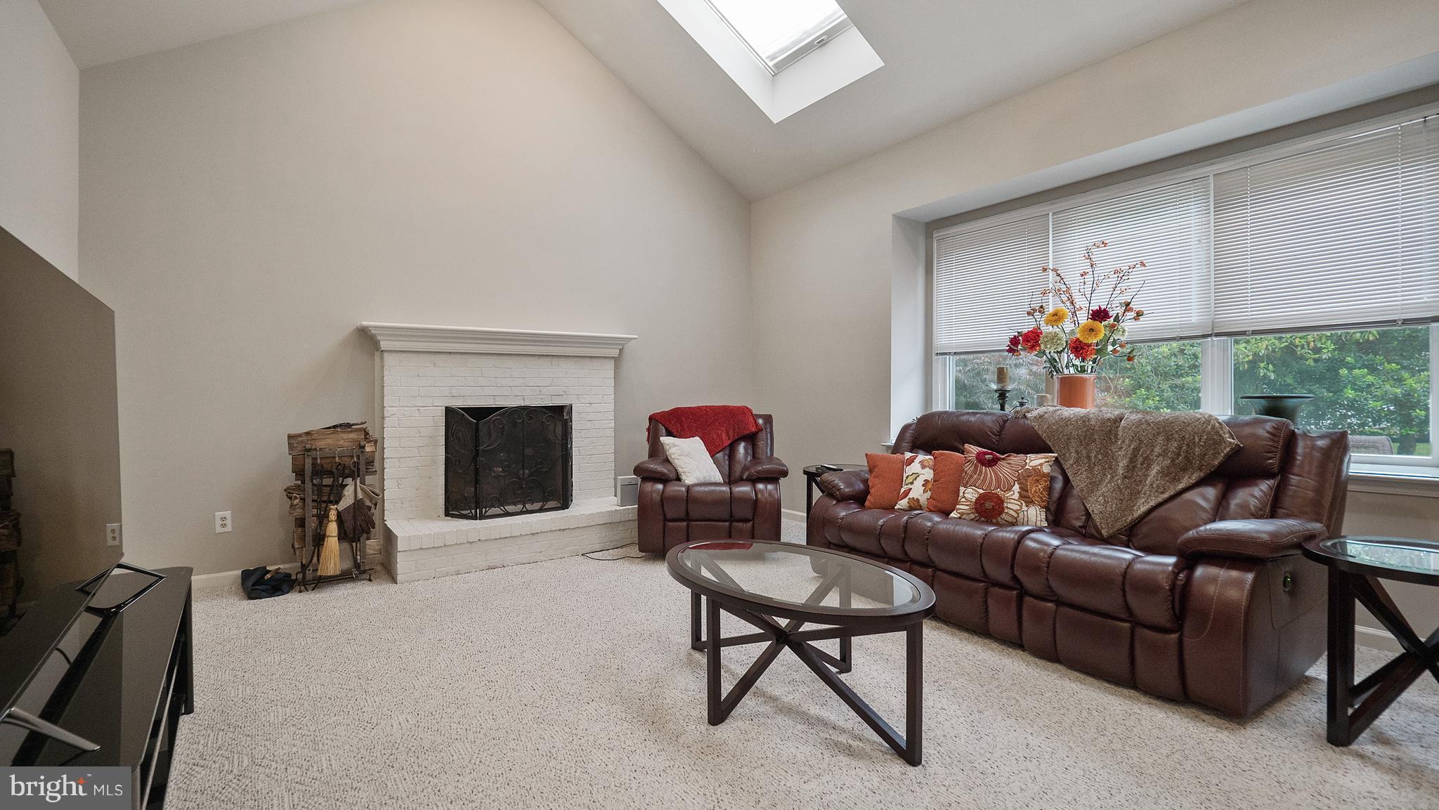 PLEASANT HILL - Residential