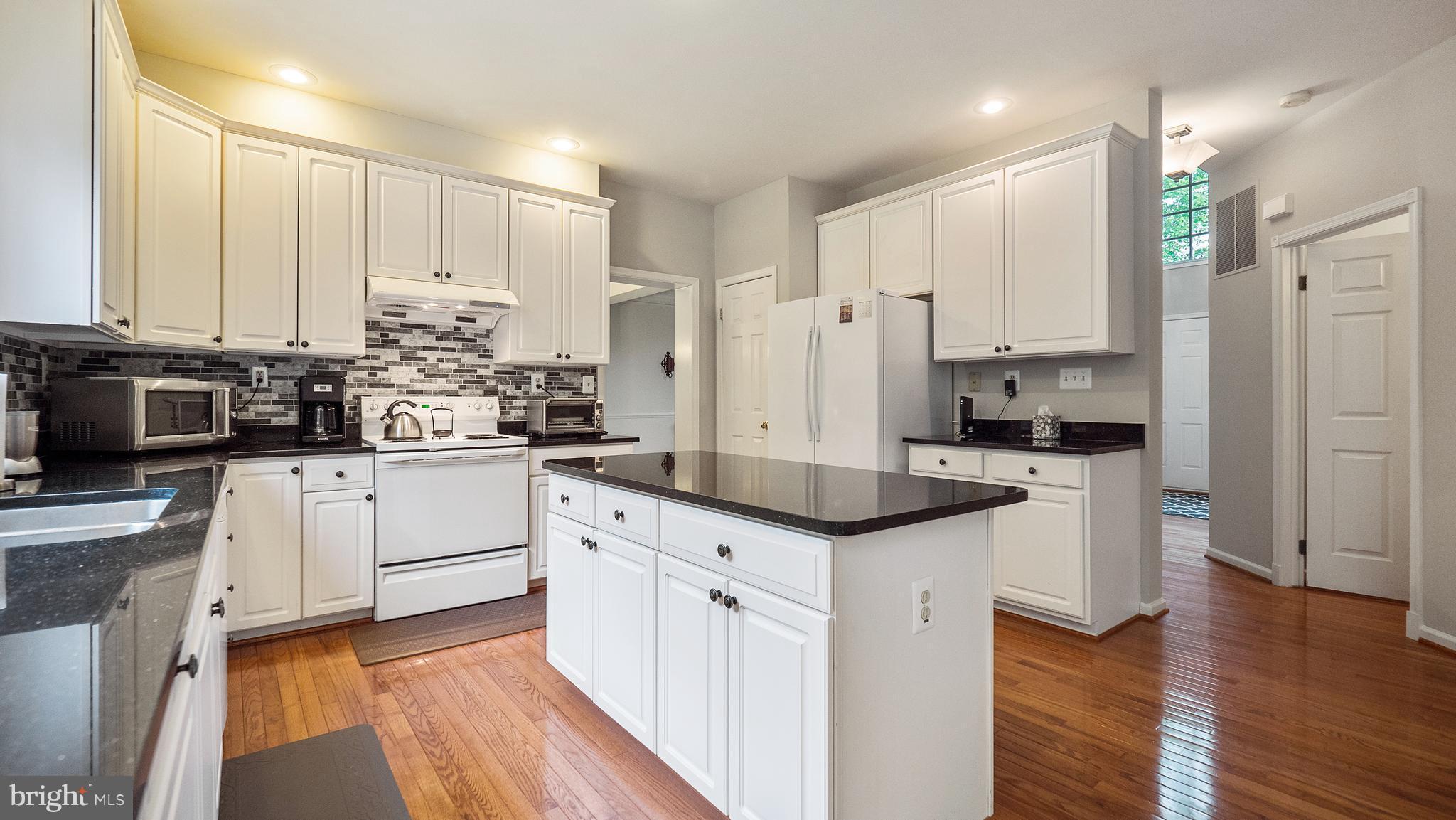 PLEASANT HILL - Residential