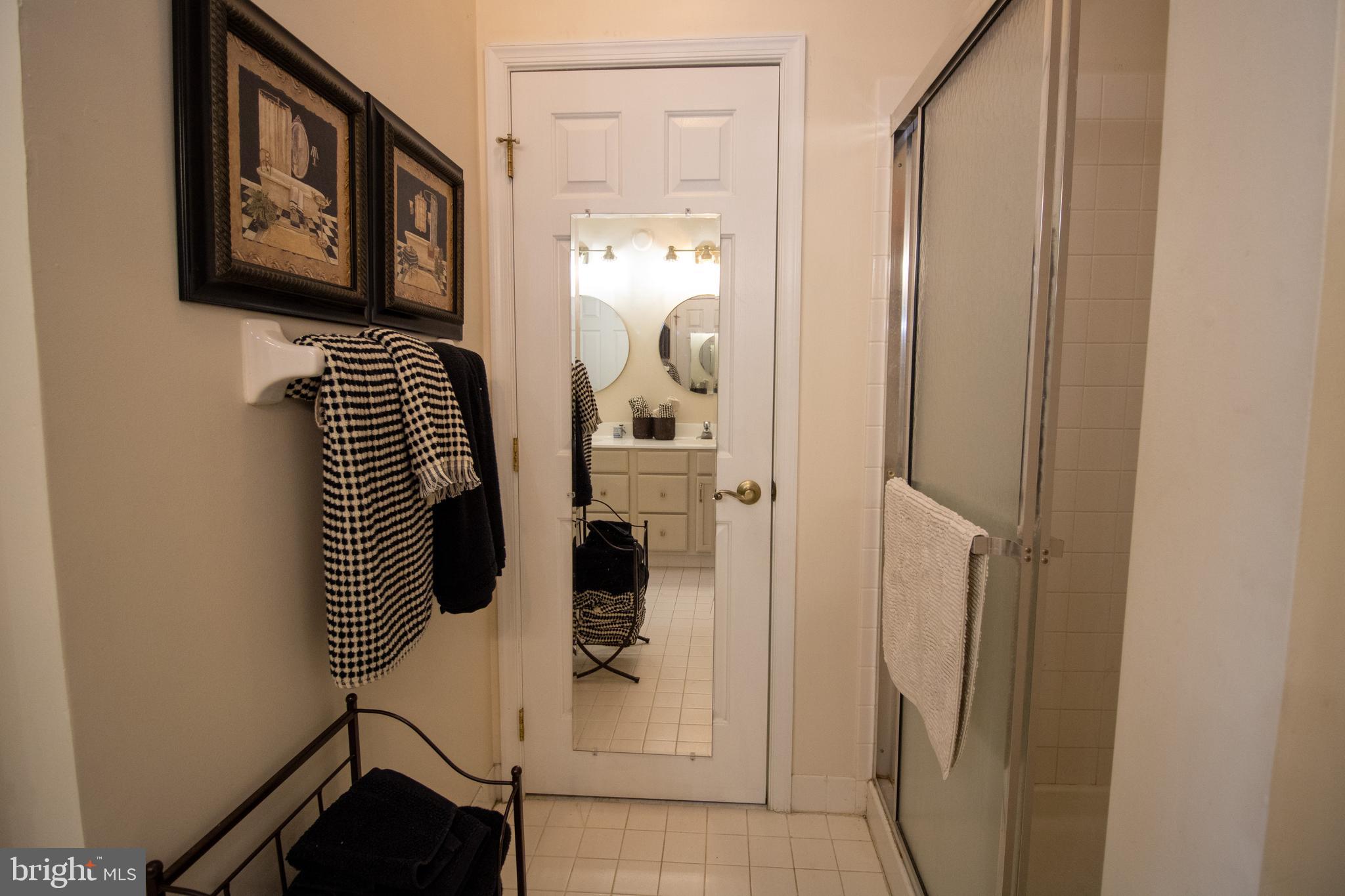 FOX HILL FARM - Residential