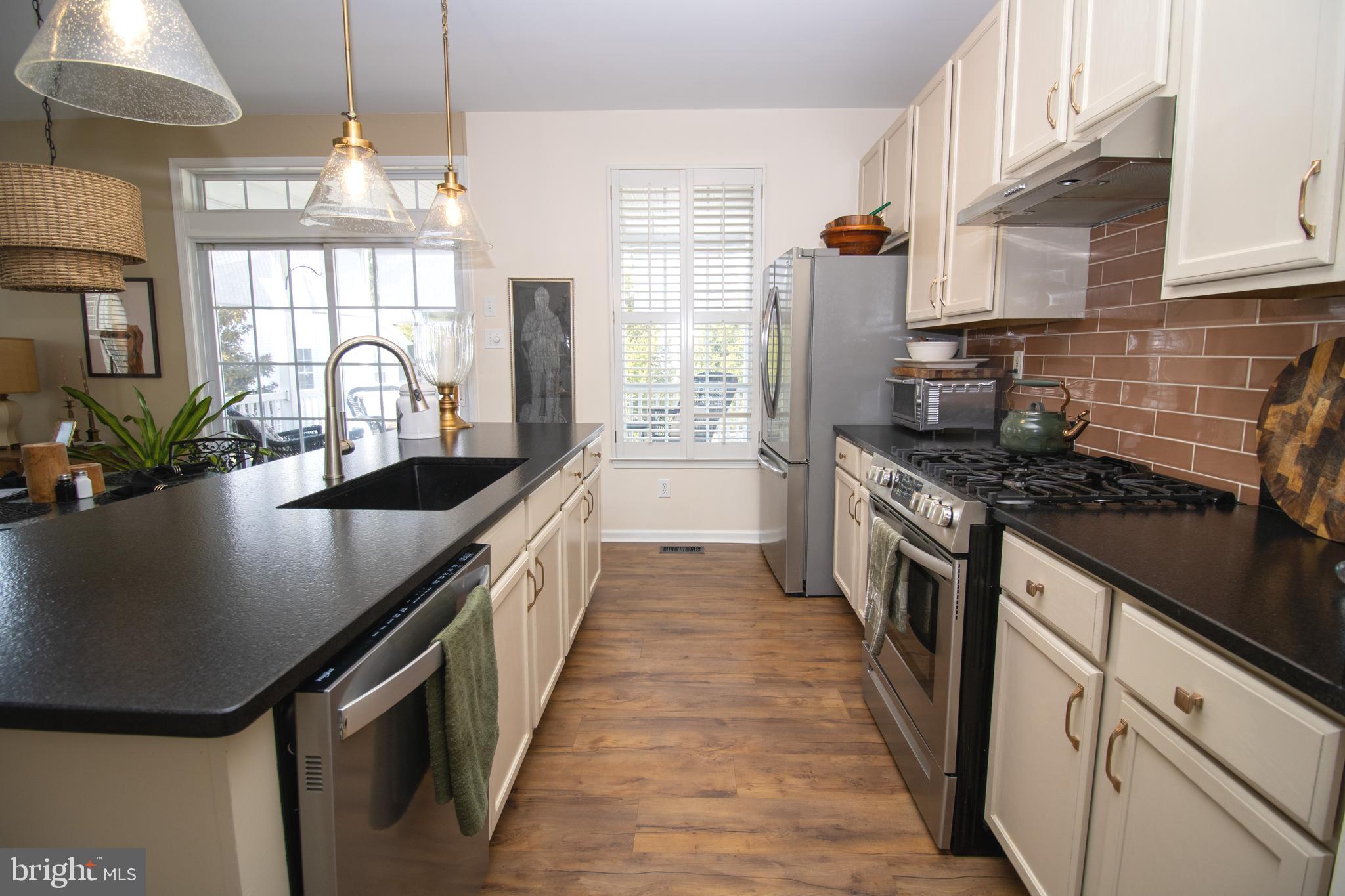 FOX HILL FARM - Residential