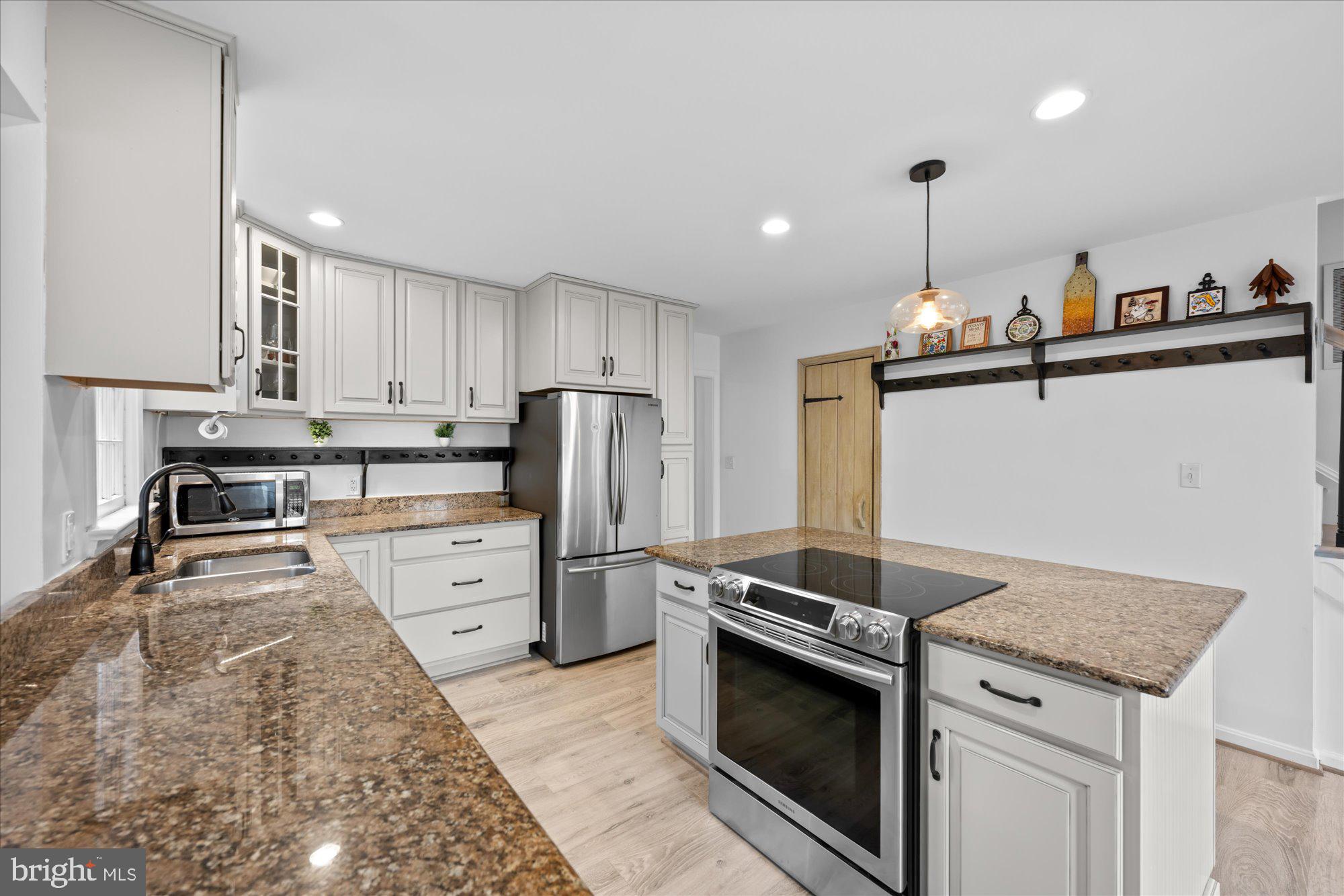 AQUIA HARBOUR - Residential