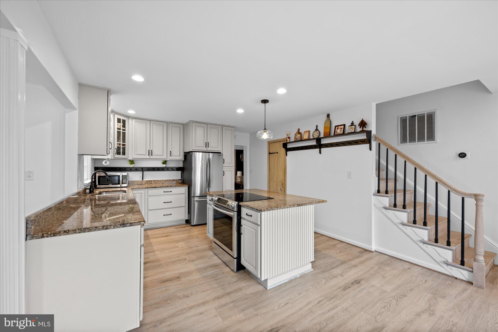 AQUIA HARBOUR - Residential