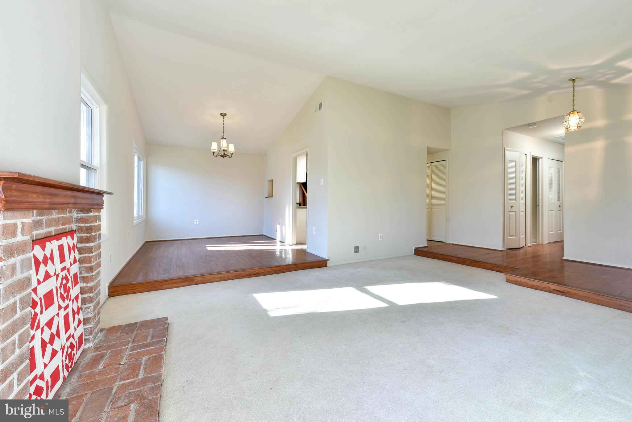 SUGARLAND RUN - Residential